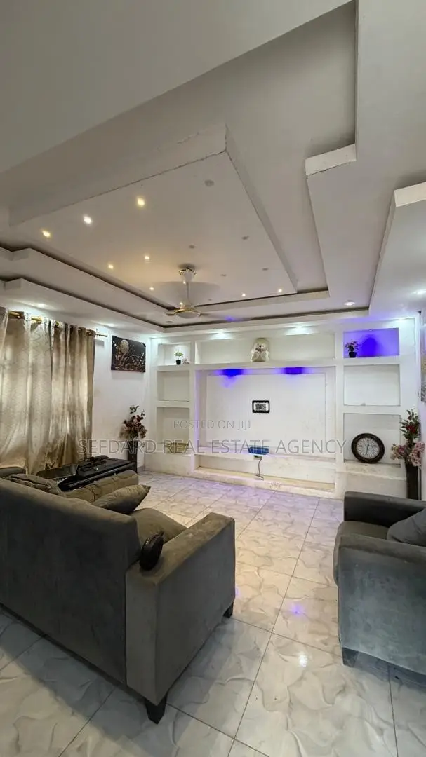 2bdrm Apartment in Sefdard Properties, Pokuase for rent in Pokuase