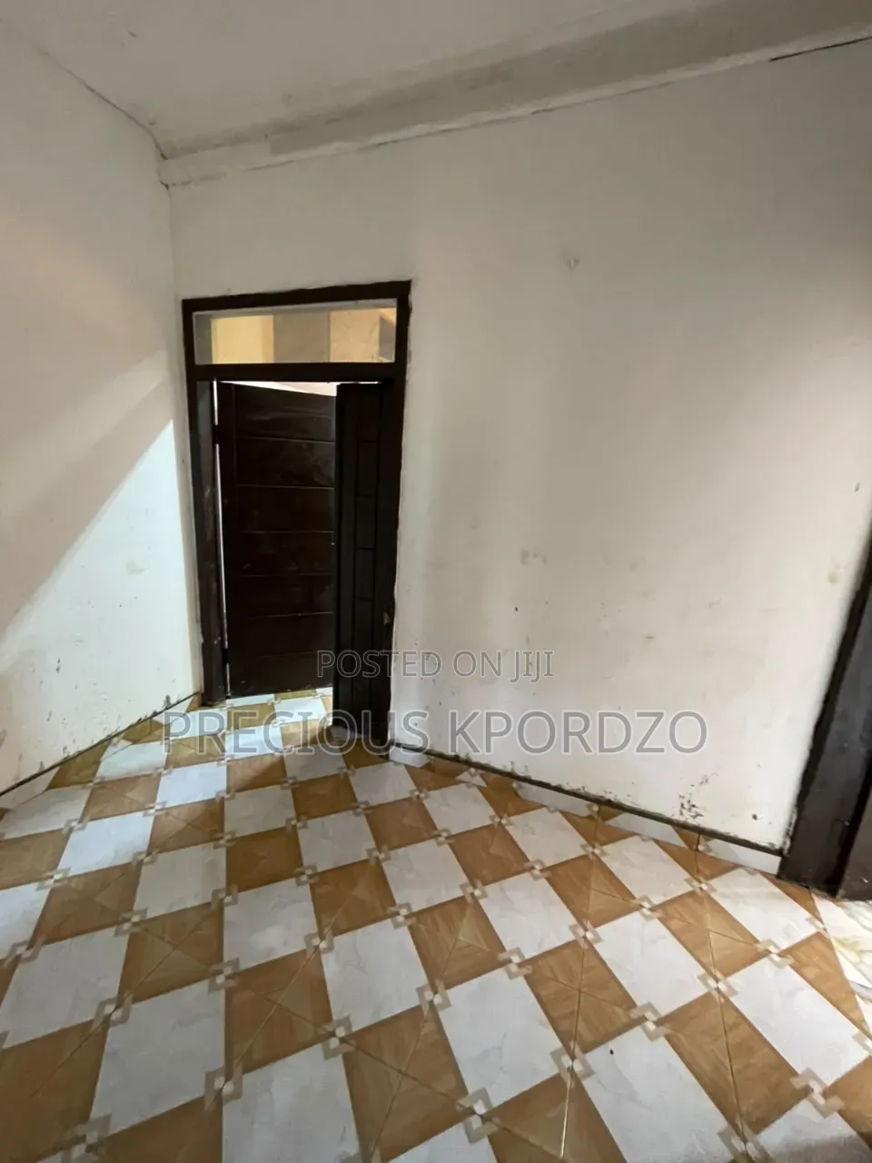 1bdrm Apartment in Adenta Commandos for rent in Commandos