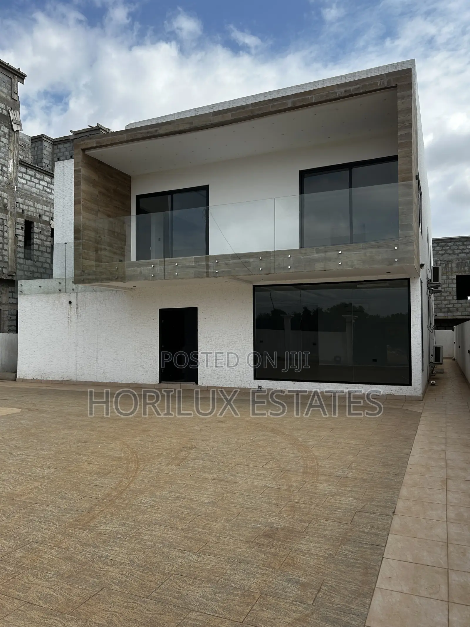 4bdrm Mansion in East Legon Hills for sale in East Legon