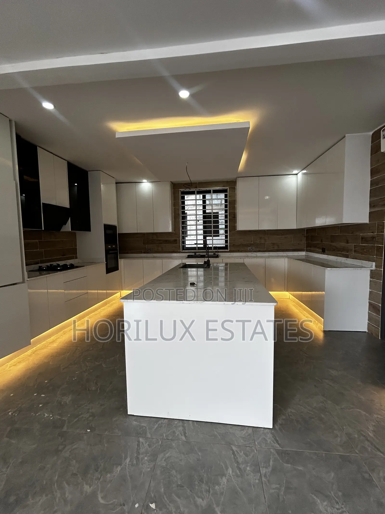 4bdrm Mansion in East Legon Hills for sale in East Legon