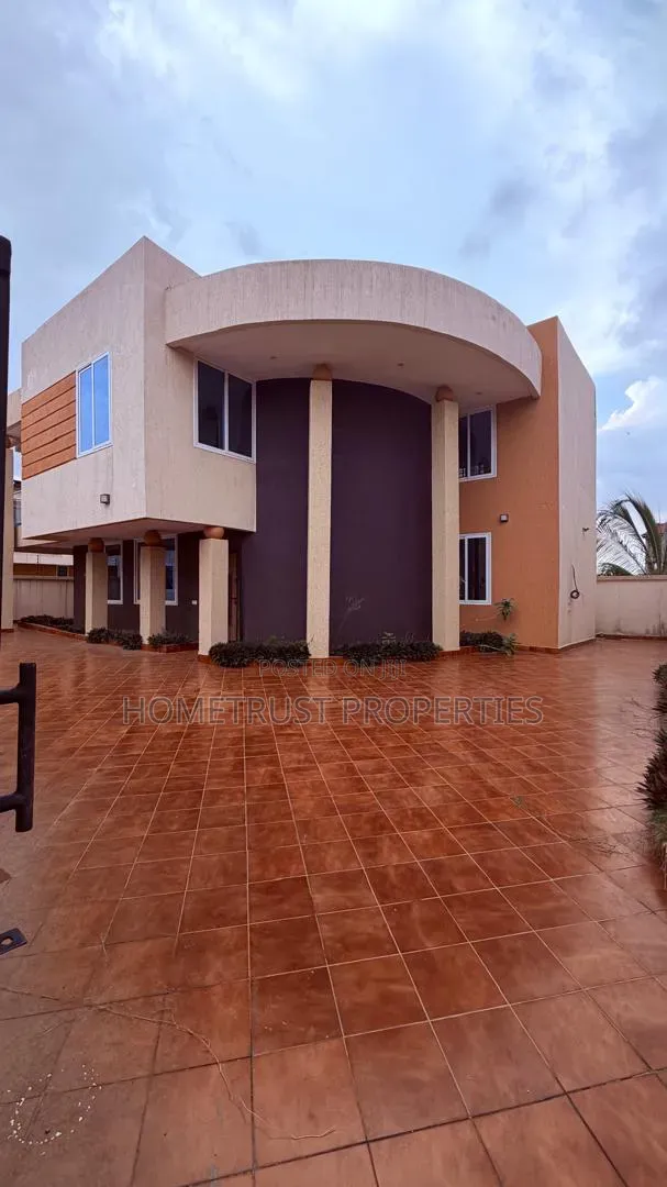 4bdrm Duplex in Ablekuma Ga Odumase, Pentecost for rent in Pentecost