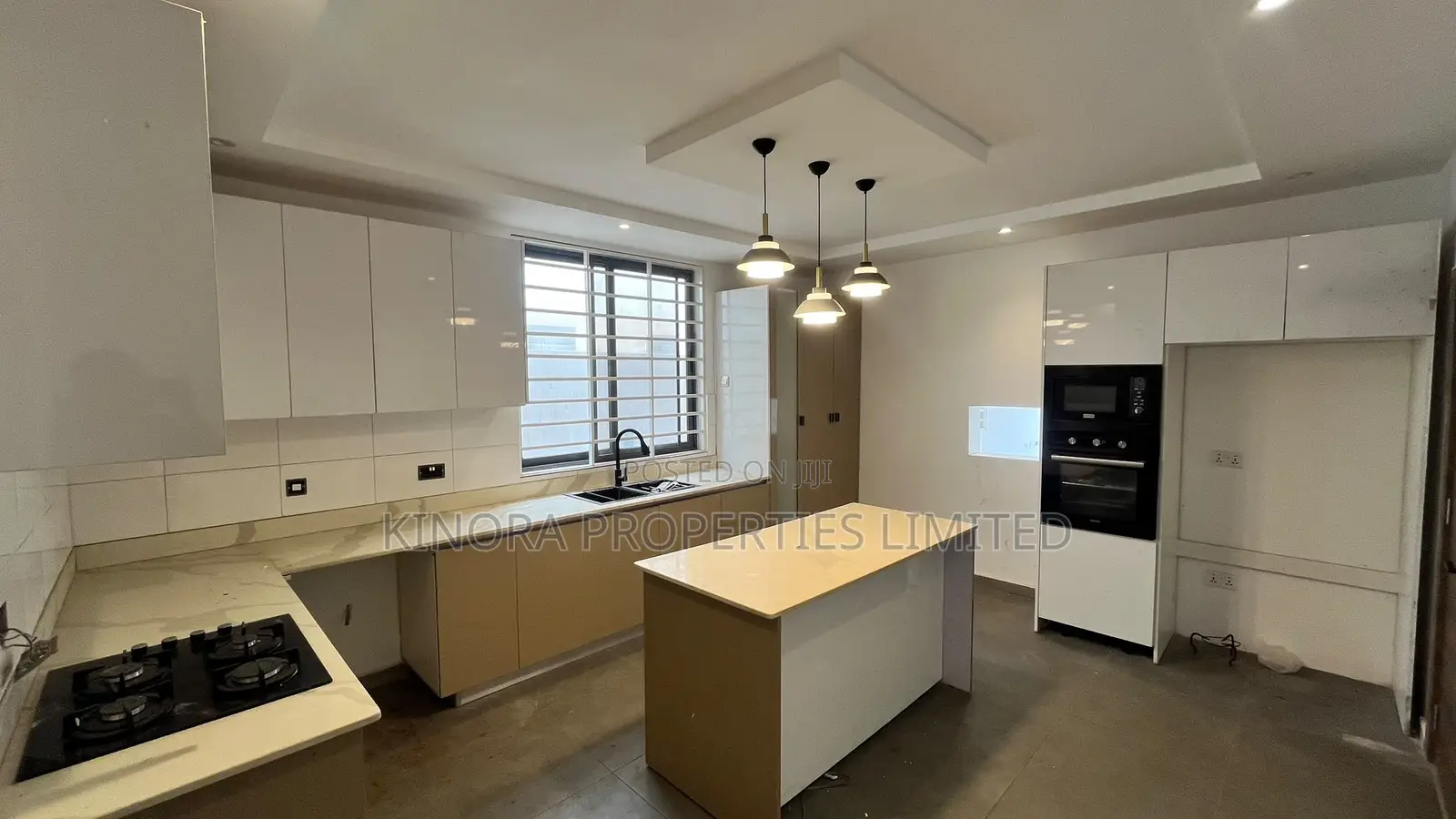 4bdrm Duplex in Ogbojo, East Legon for sale in East Legon