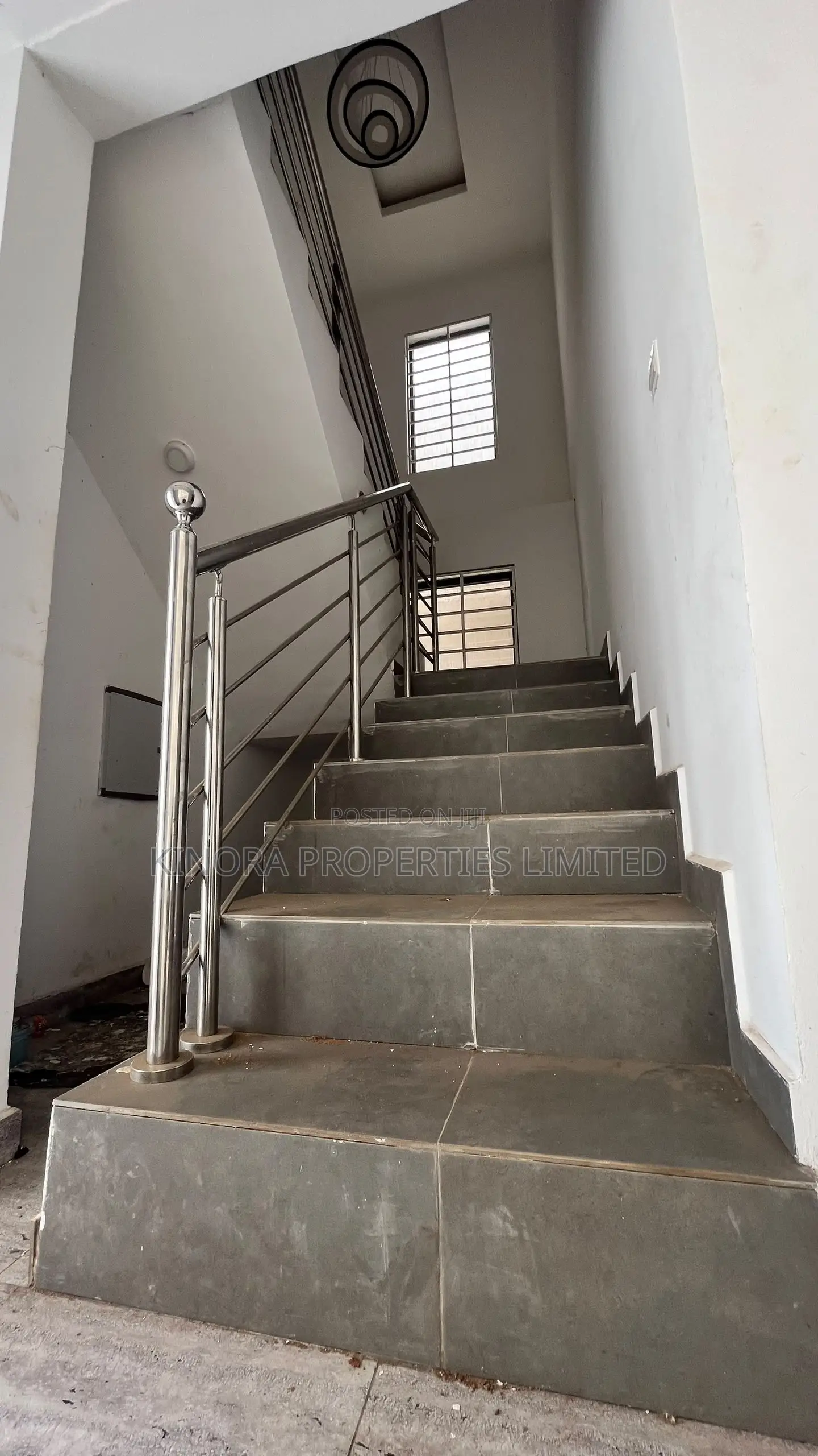 4bdrm Duplex in Ogbojo, East Legon for sale in East Legon