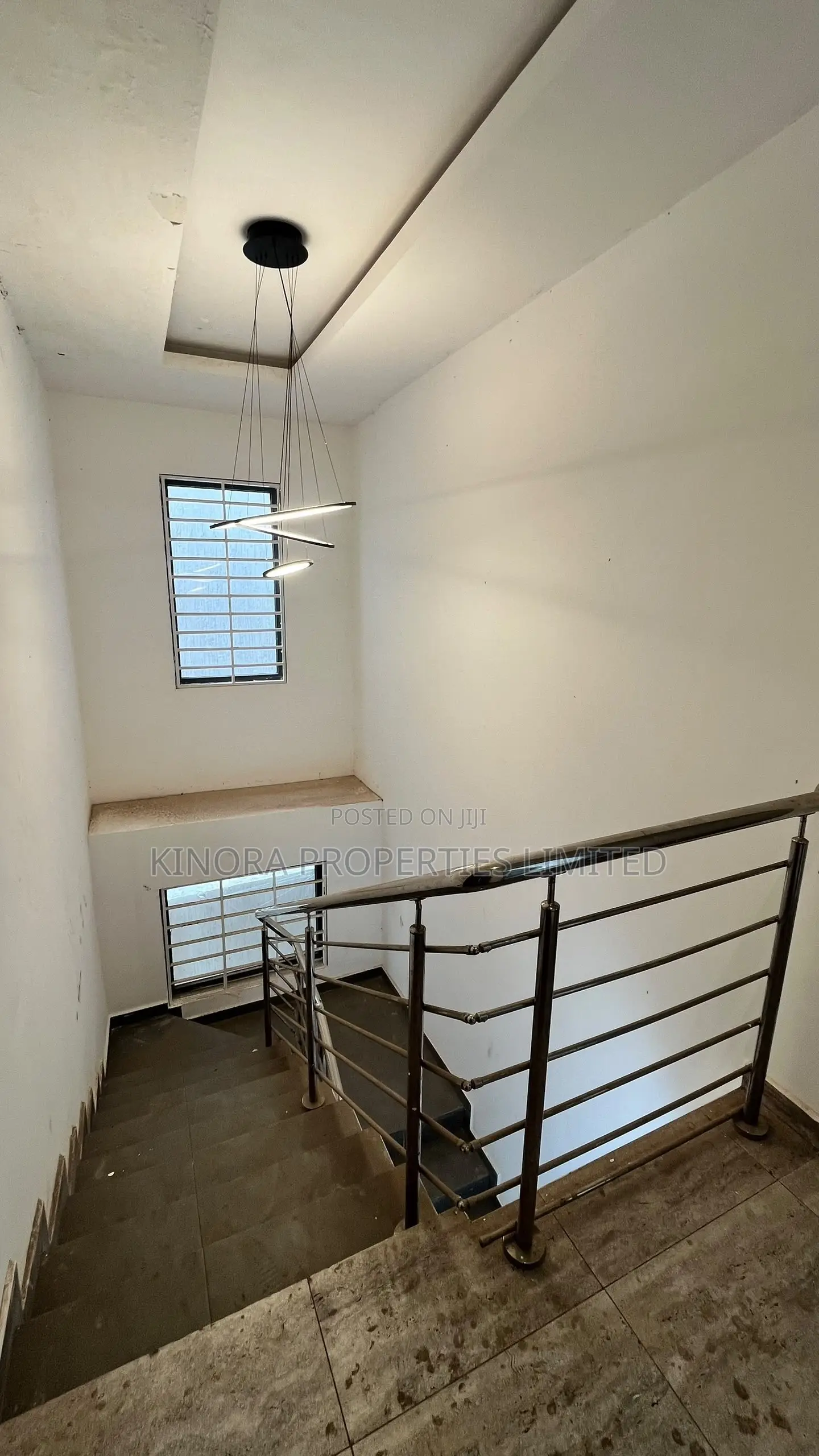 4bdrm Duplex in Ogbojo, East Legon for sale in East Legon