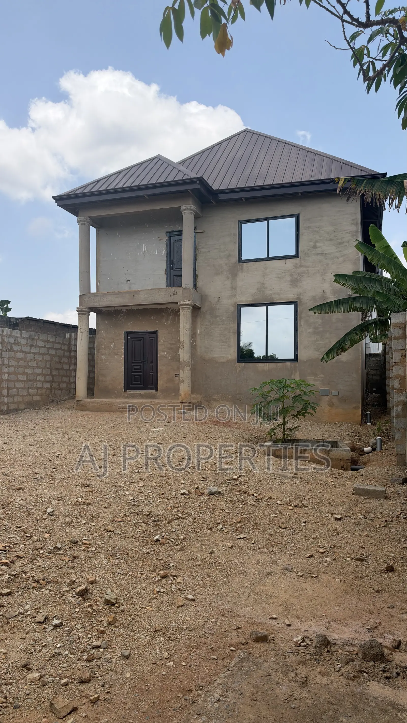 4bdrm House in Aj Properties, Old Ashomang for sale in Old Ashomang