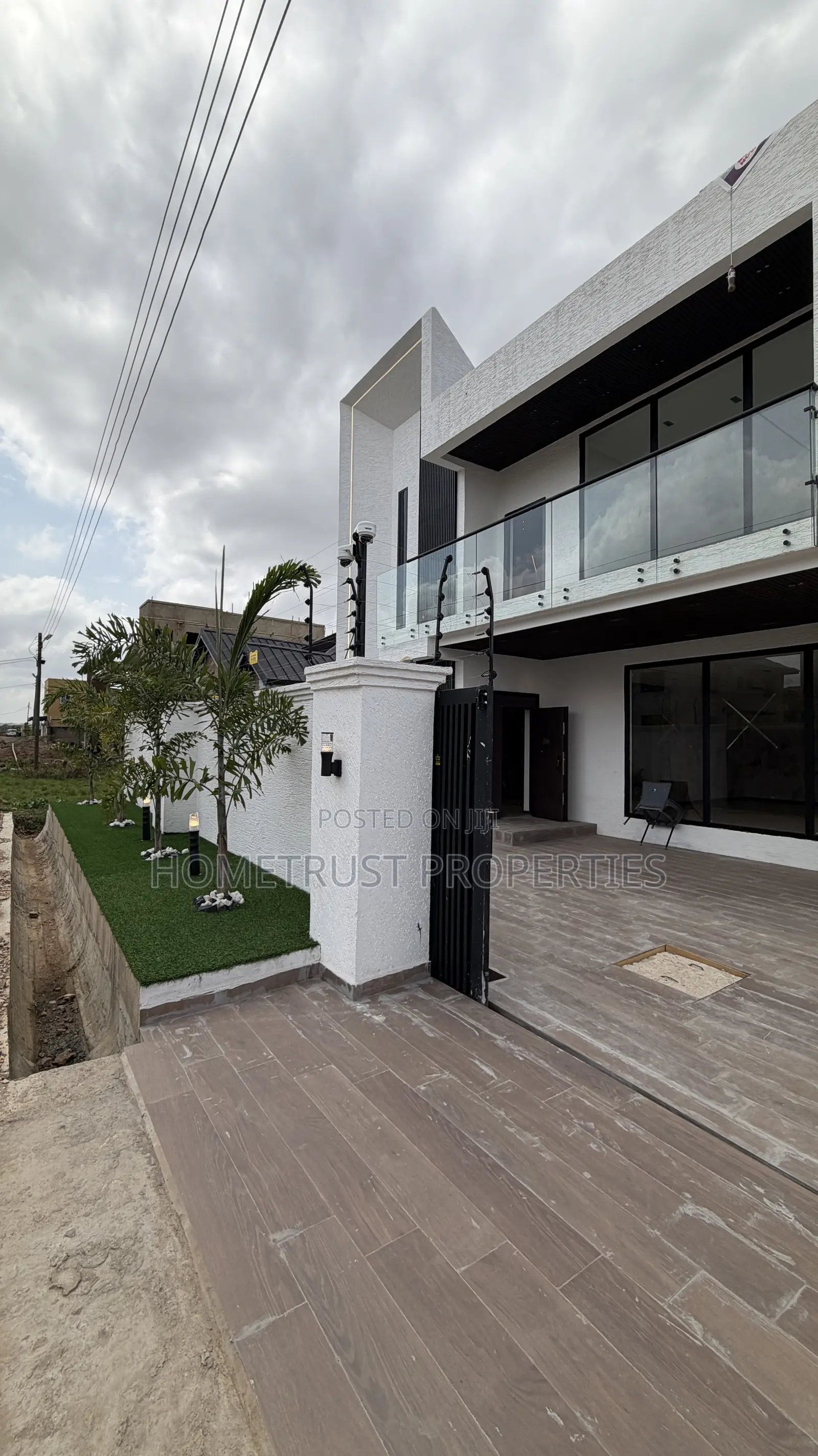 4bdrm Duplex in Ablekuma Ga Odumase for sale in Ablekuma