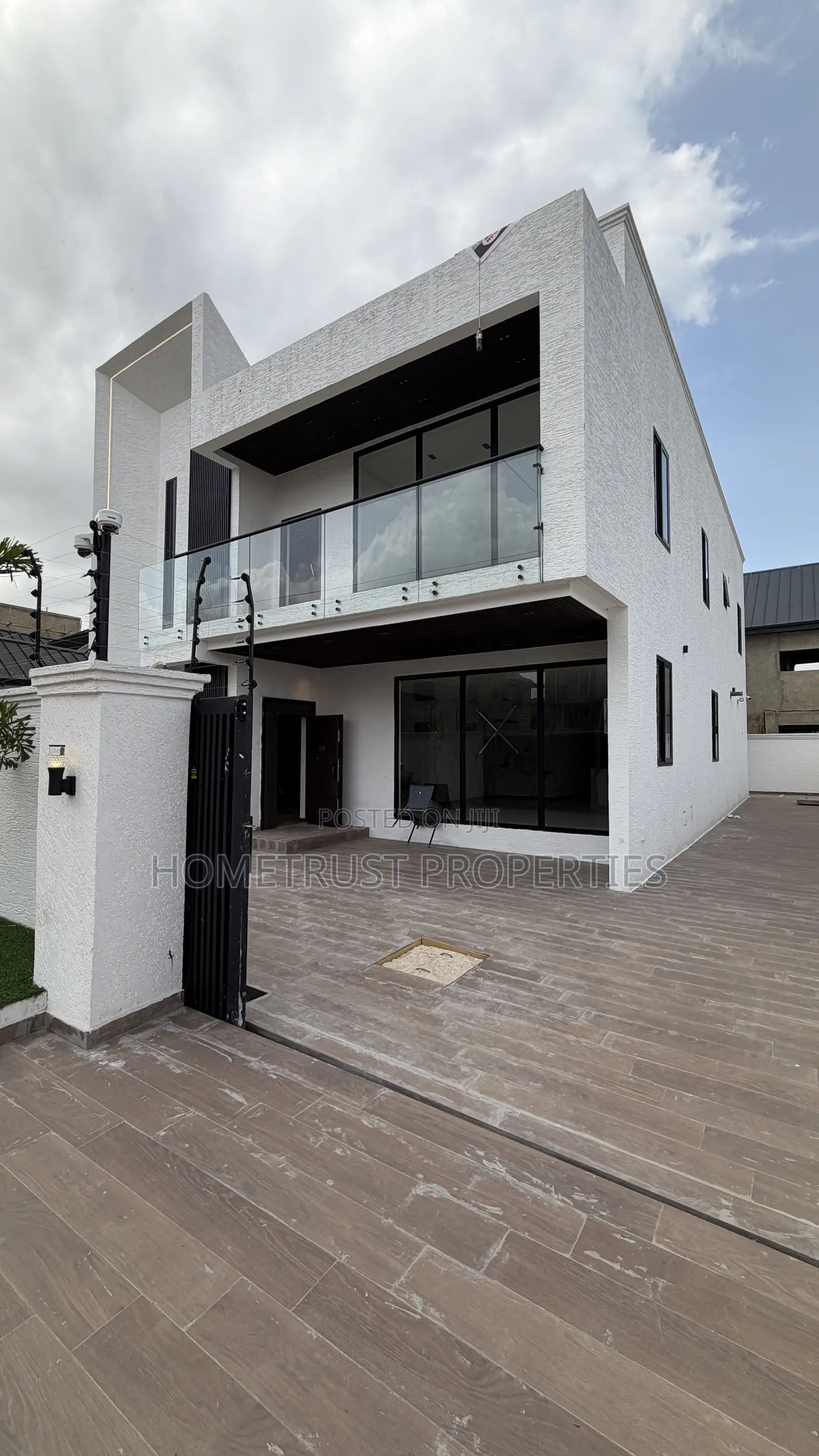 4bdrm Duplex in Ablekuma Ga Odumase for sale in Ablekuma