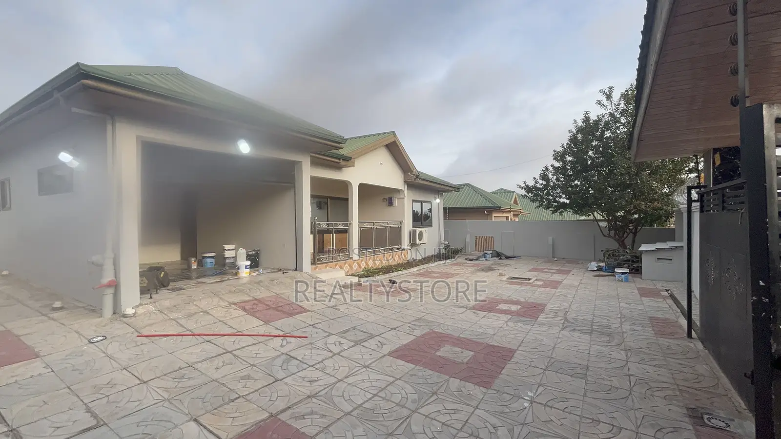 4bdrm House in Kwabenya Acp, Accra Metropolitan for rent in Accra Metropolitan