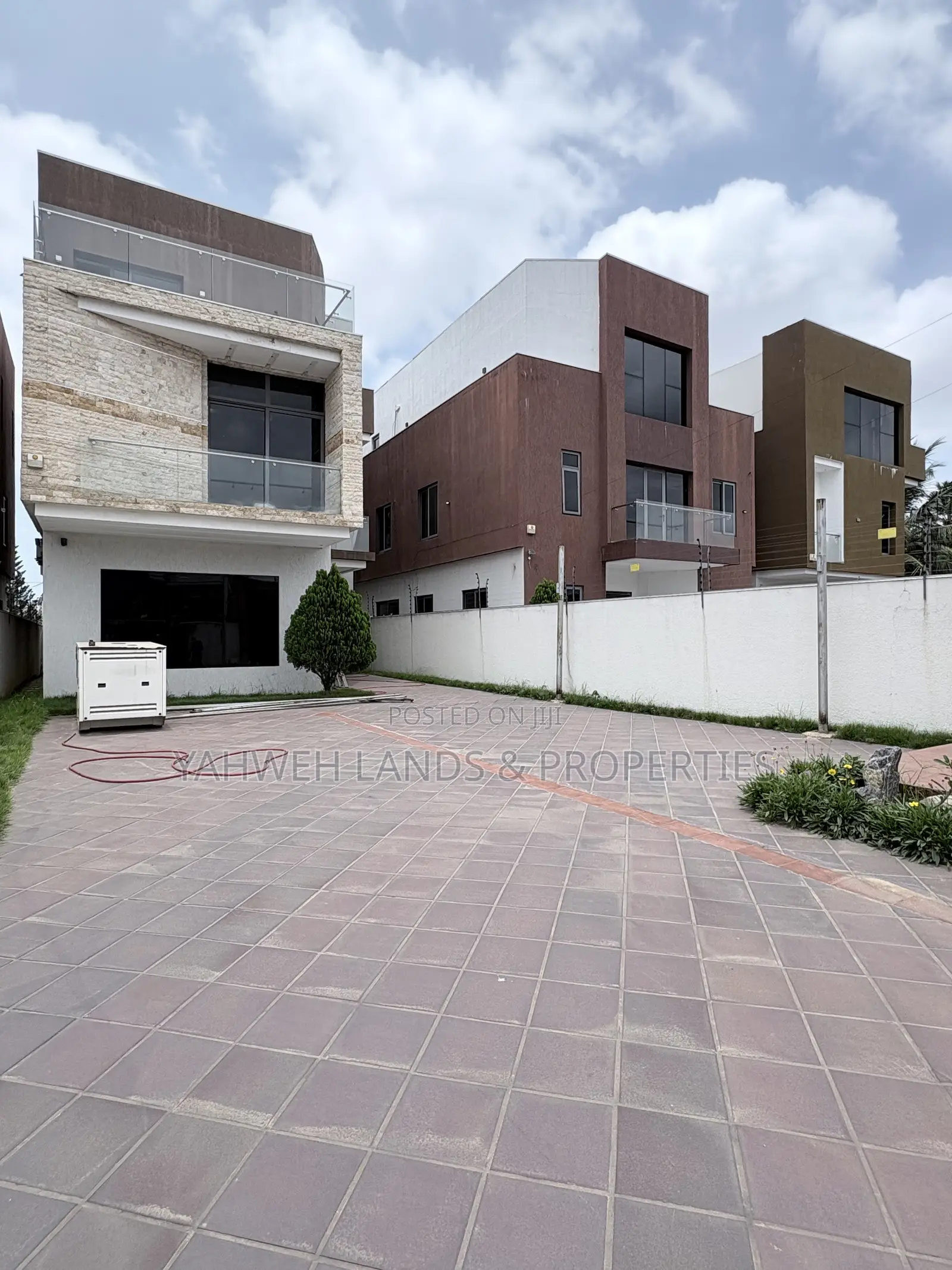 Luxerous 4 Bedroom House With for Rent at East Legon in East Legon