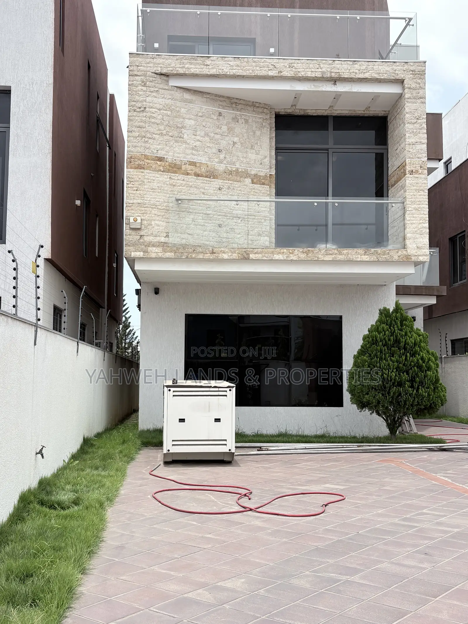 Luxerous 4 Bedroom House With for Rent at East Legon in East Legon