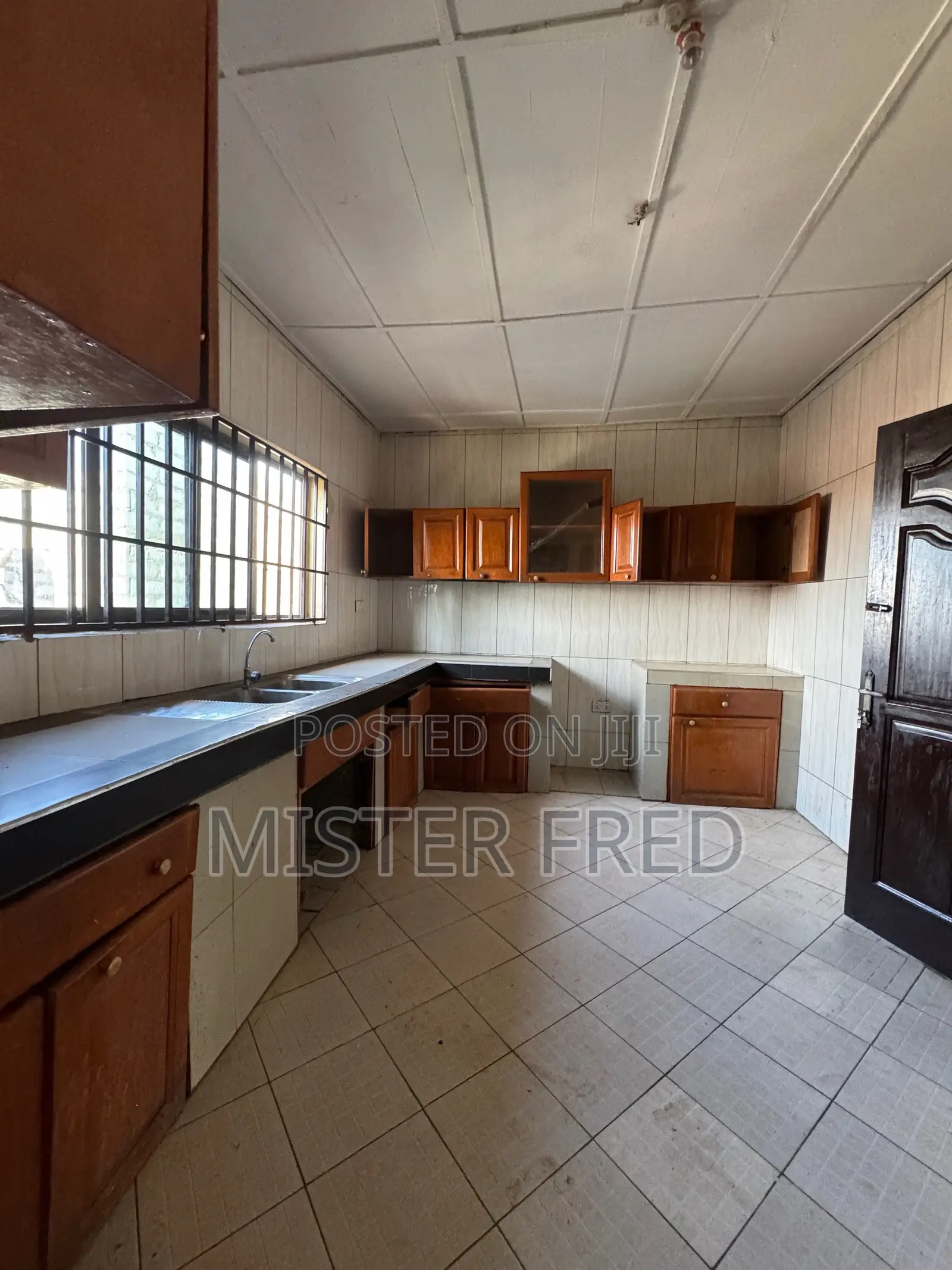 2bdrm Apartment in Redtop, Weija for rent in Weija