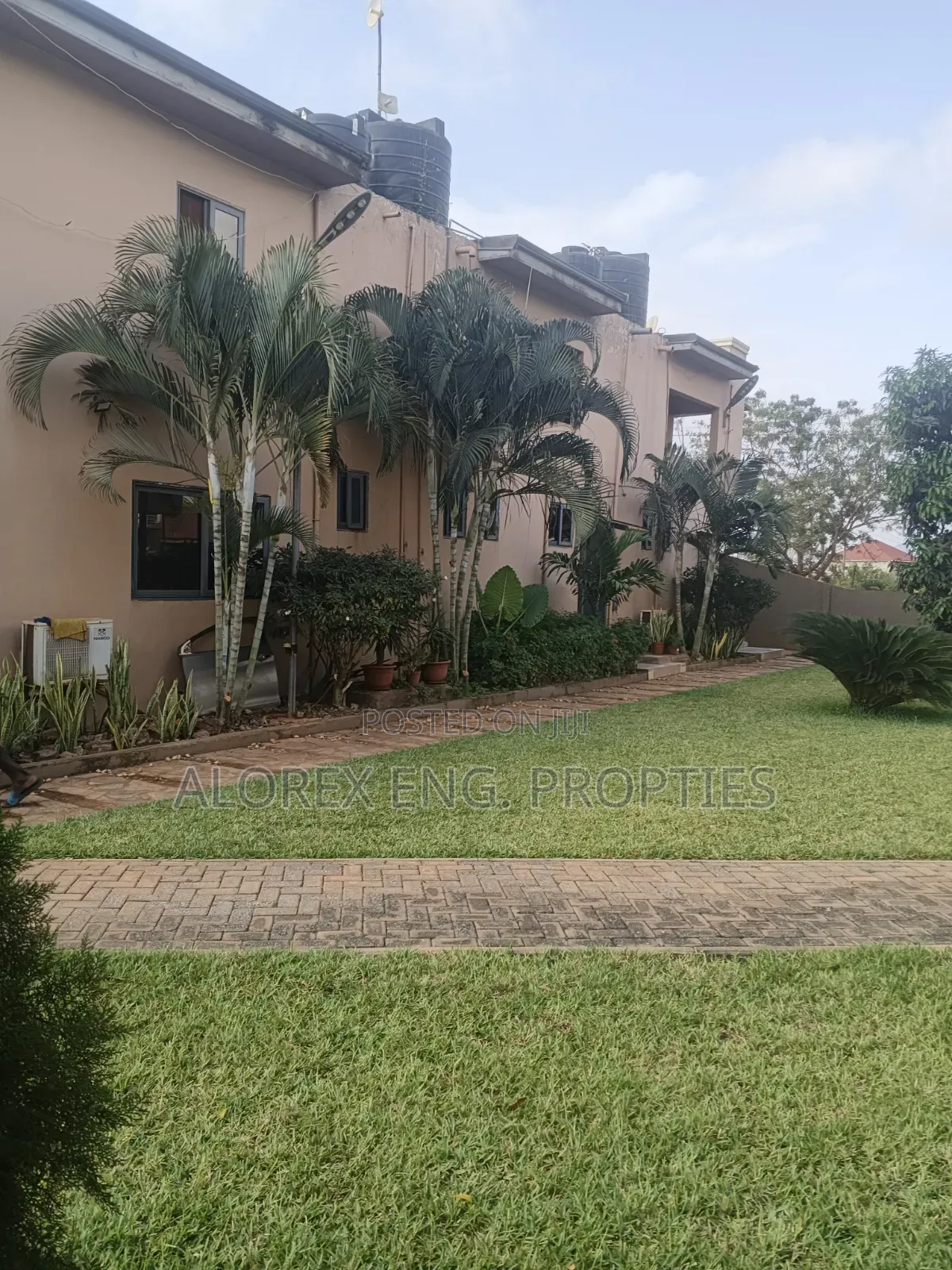 1bdrm Apartment in Oyarifa, Ghana Flag for rent in Ghana Flag