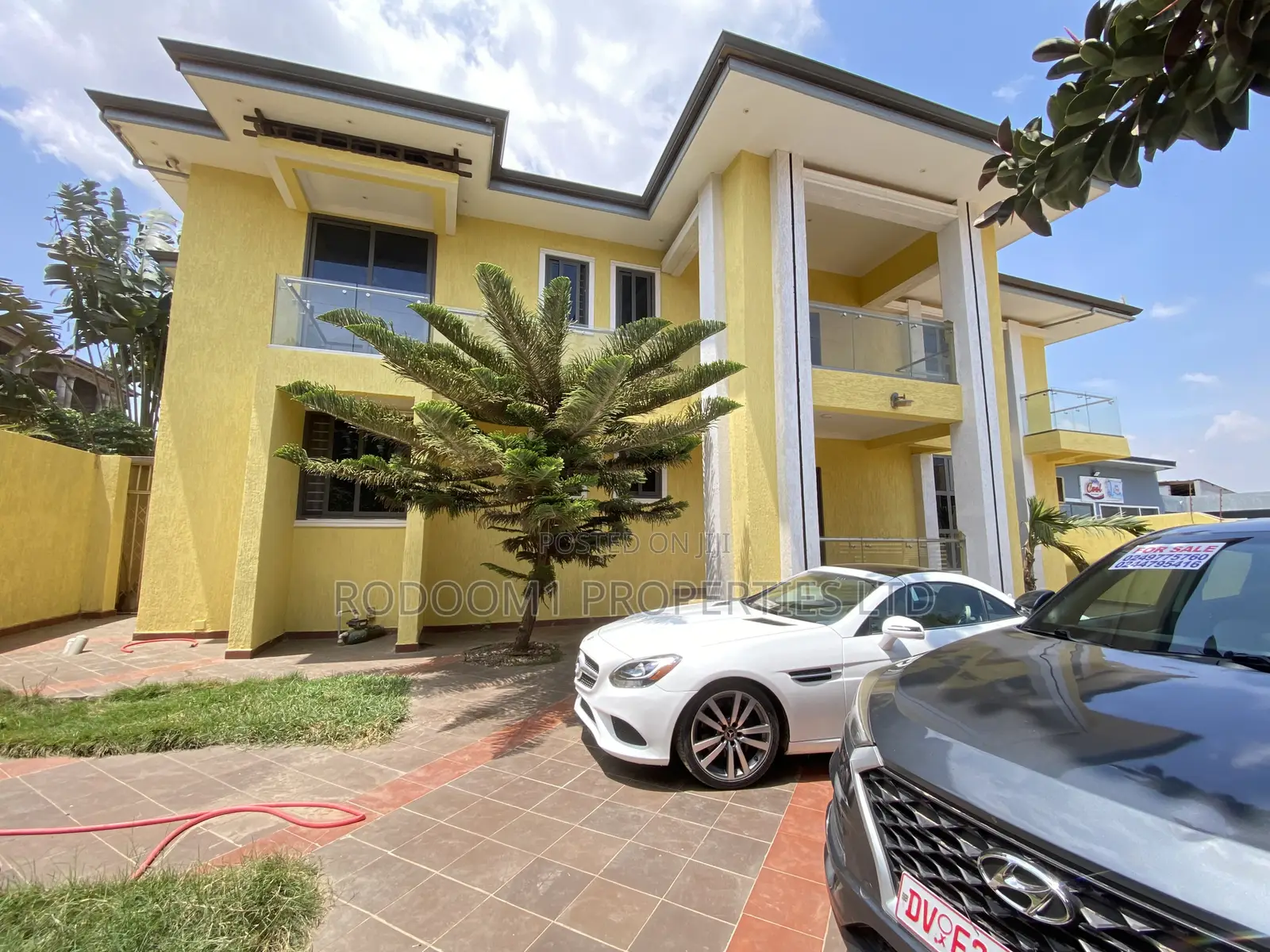 7bdrm Mansion in Mile 7 for sale in Mile 7