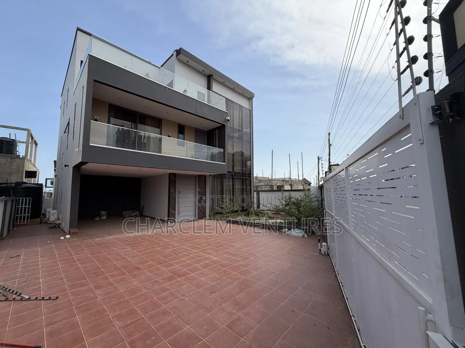 5bdrm House in Charclem Ventures, Accra Metropolitan for sale in Accra Metropolitan