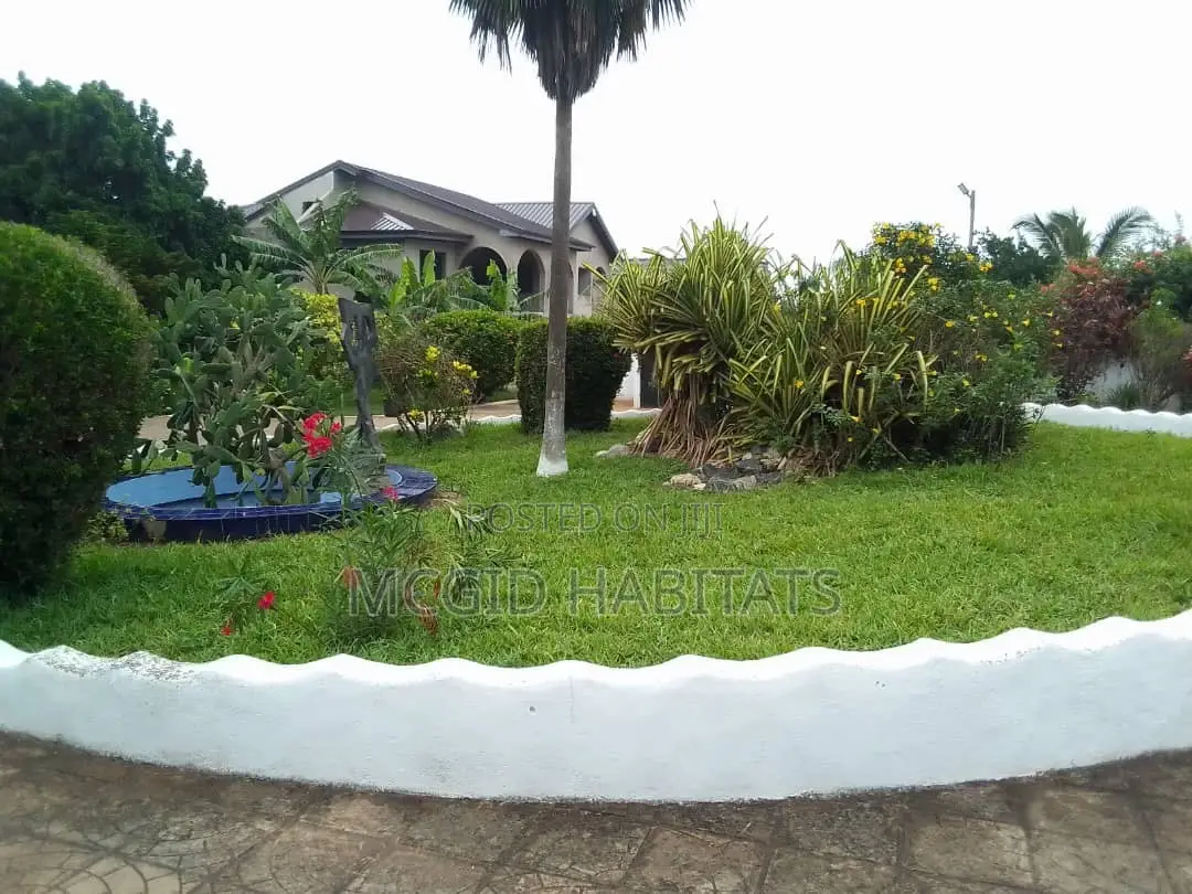 16bdrm House in Ofankor for sale in Ofankor