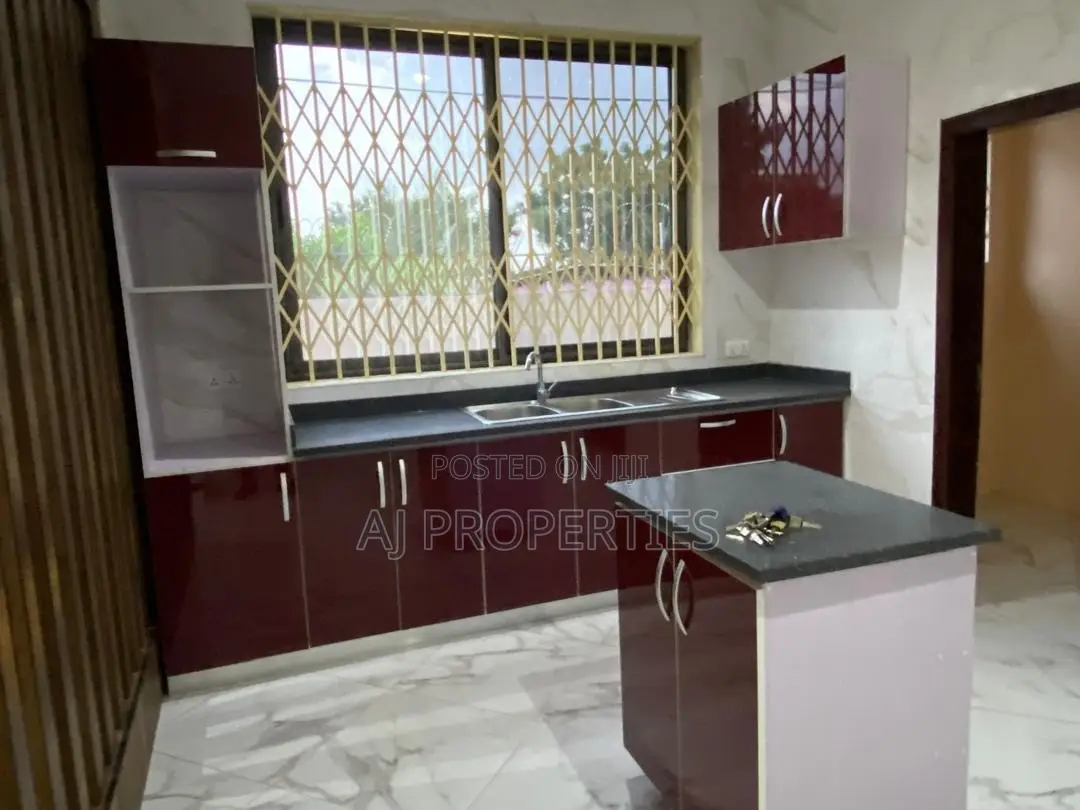 4bdrm House in Aj Properties, Oyarifa for rent in Oyarifa
