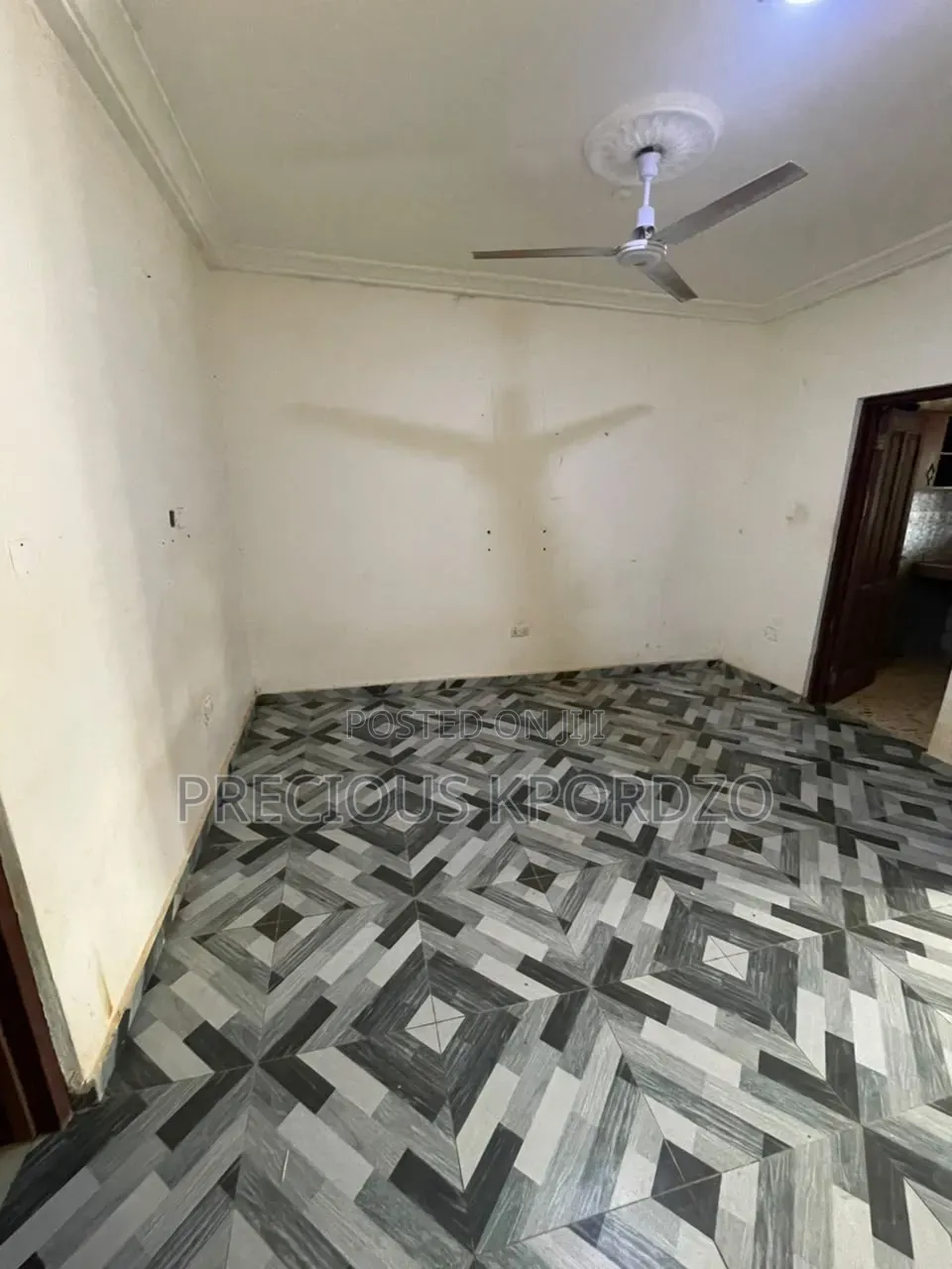 1bdrm Room & Parlour in Lakeside Comm 1 for rent in Lake Side Estate