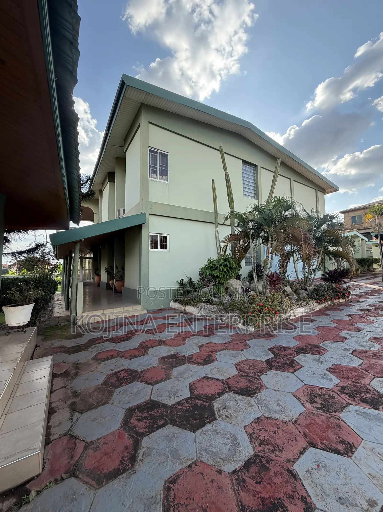 Furnished 8bdrm House in Tuc Residential, Kumasi Metropolitan for rent in Kumasi Metropolitan