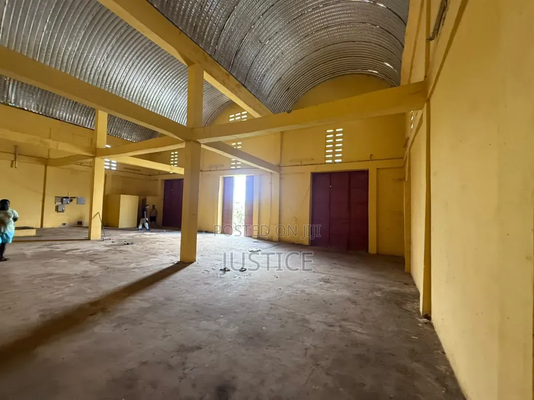 Roadside 280 SQM Capacity Warehouse Weija in Bortiano
