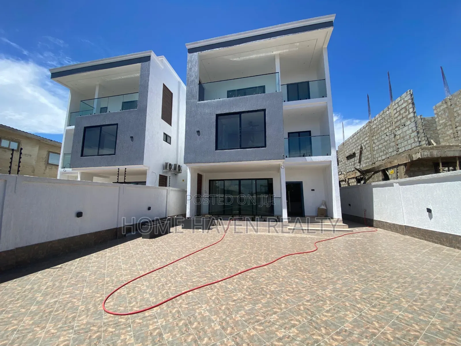 5bdrm House in Tesano Estate, Police Station for sale in Police Station