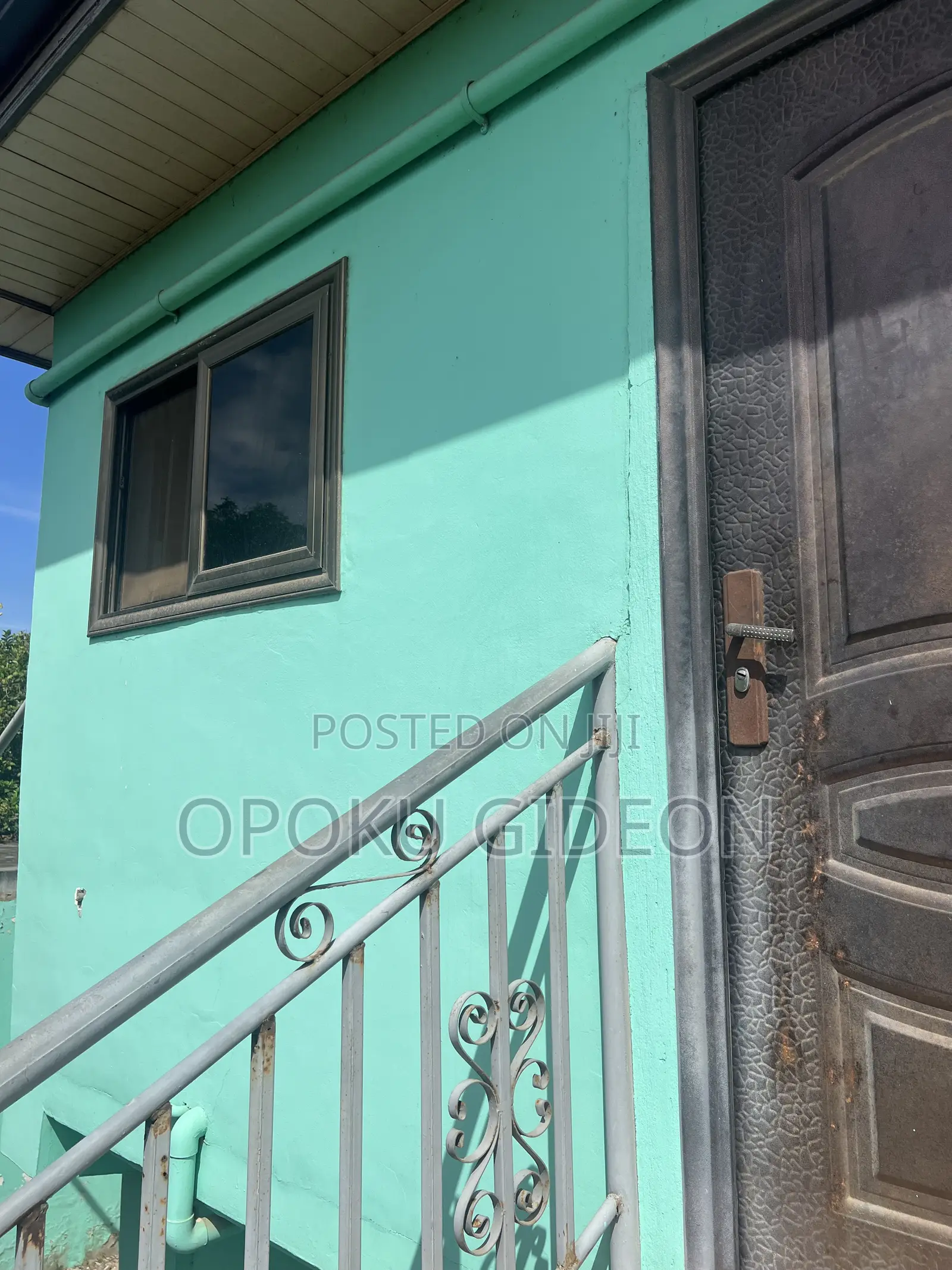 1bdrm Room & Parlour in Oduman, Manhean for rent in Manhean