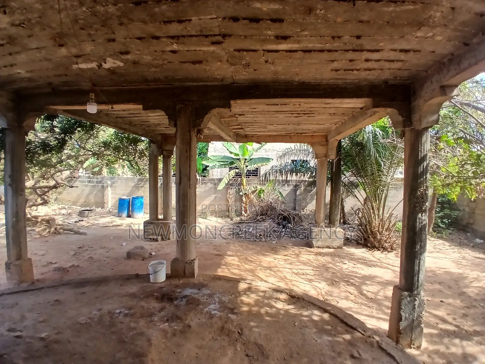 4bdrm Duplex in Pantang Hospital, Accra Metropolitan for sale in Accra Metropolitan