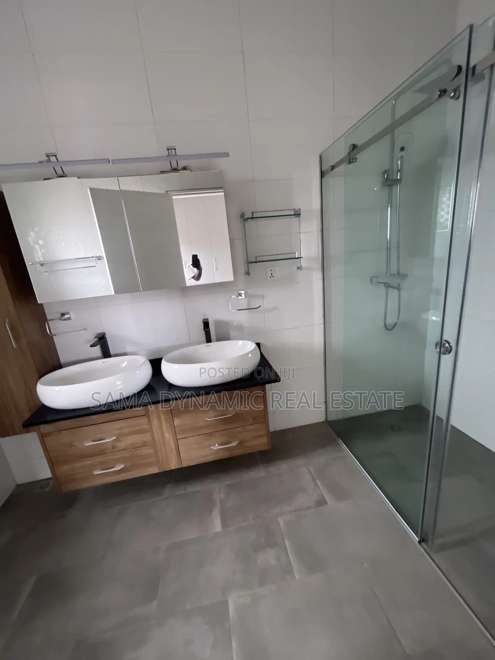 3bdrm Apartment in Osu for rent in Osu