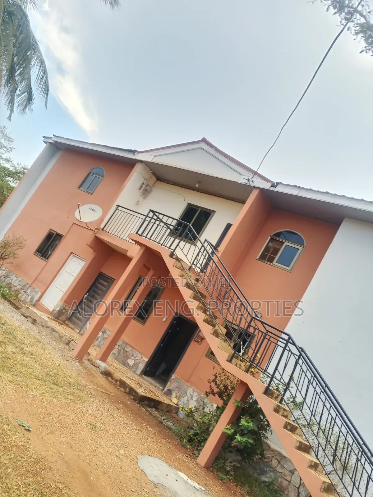 2bdrm Apartment in Amanfro, Frafraha for rent in Frafraha