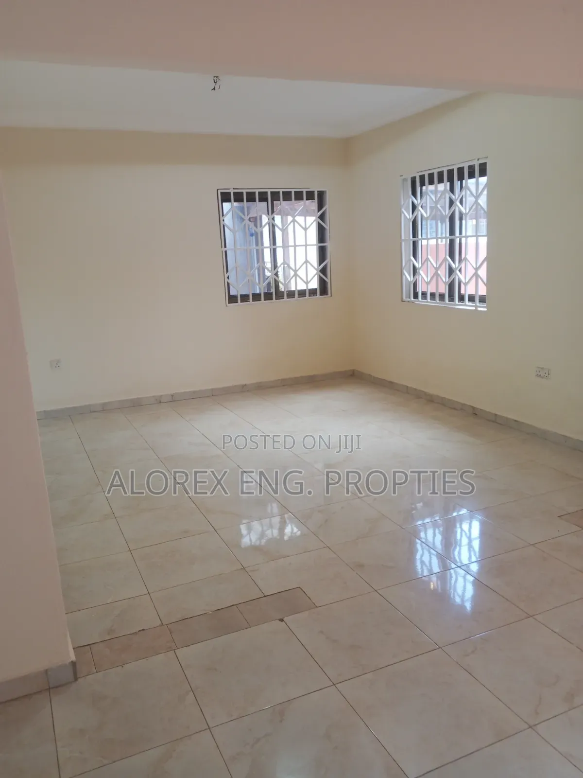 2bdrm Apartment in Adenta Amanfro, Frafraha for rent in Frafraha