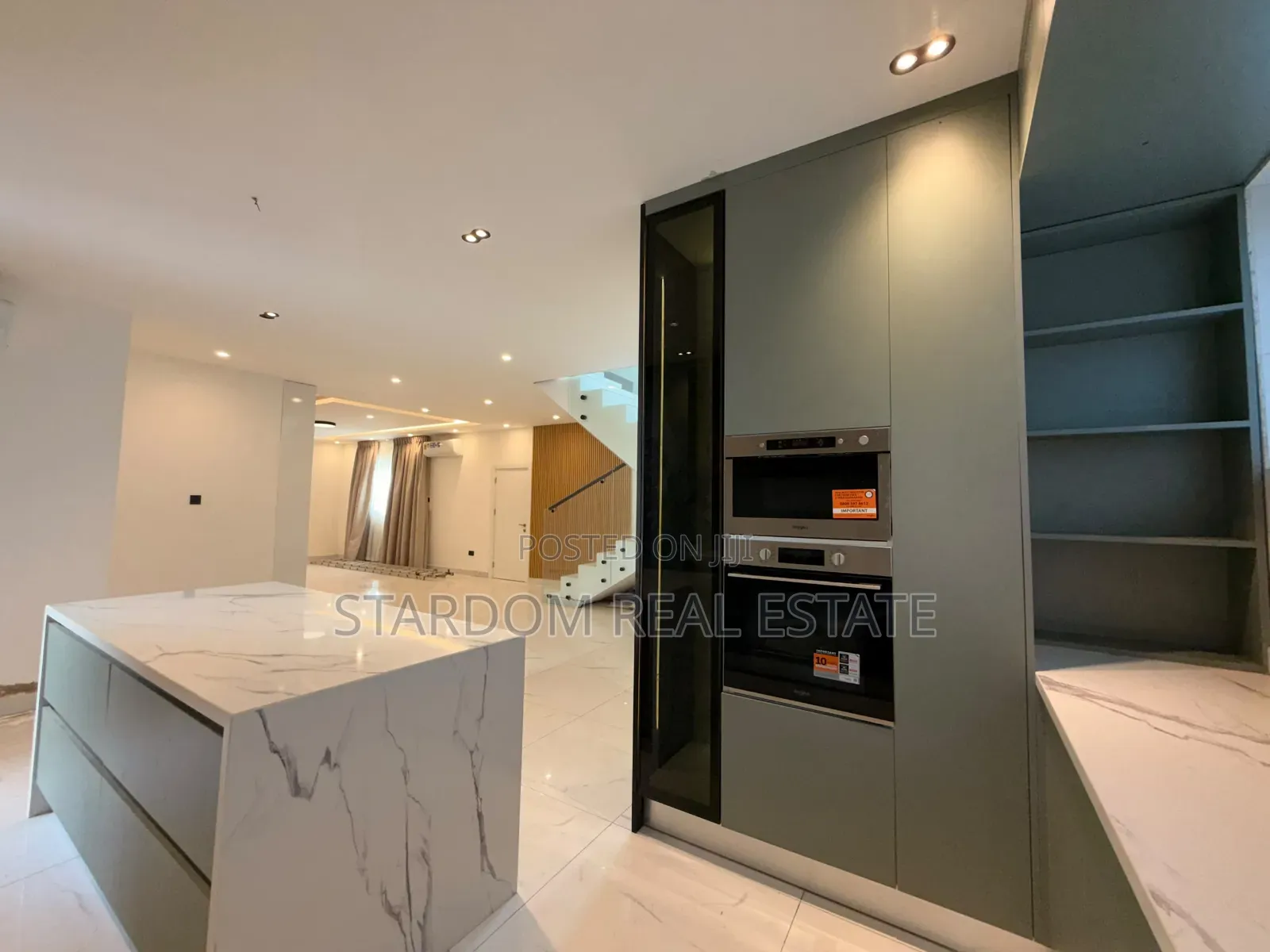 4bdrm Duplex in Adjiringanor, Ability for sale in Ability