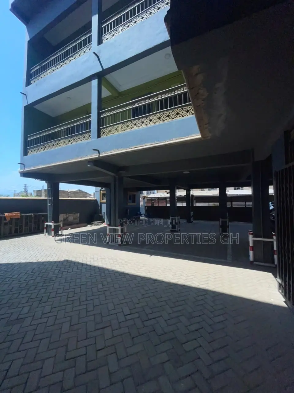 1bdrm Room & Parlour in West Hills Mall Area for rent in West Hills Mall Area