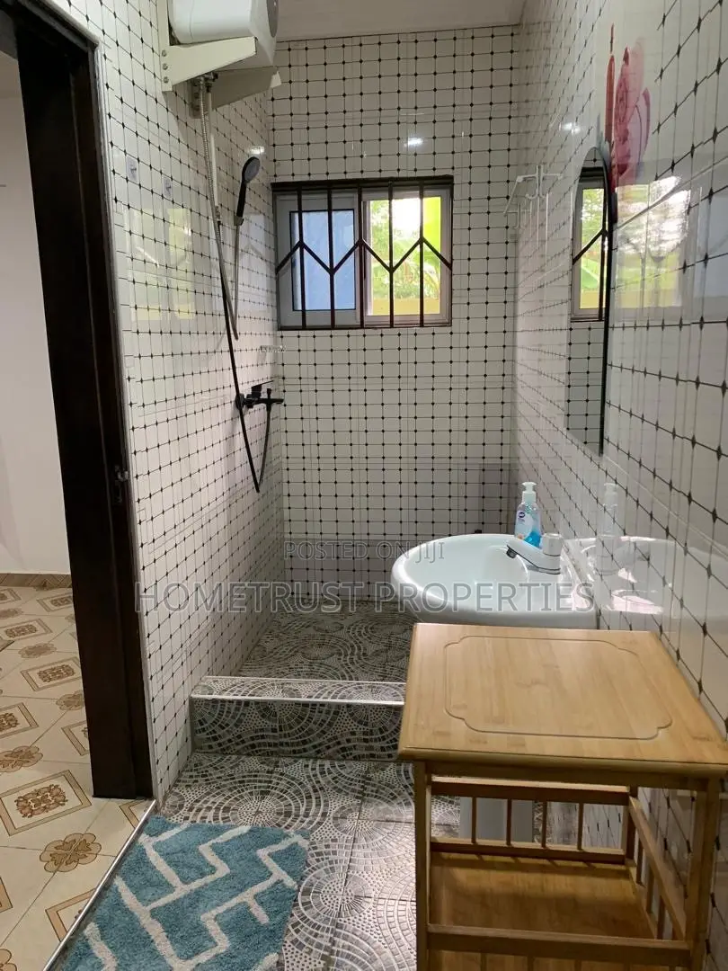 Furnished 3bdrm House in Pokuase Ayawoso for sale in Pokuase
