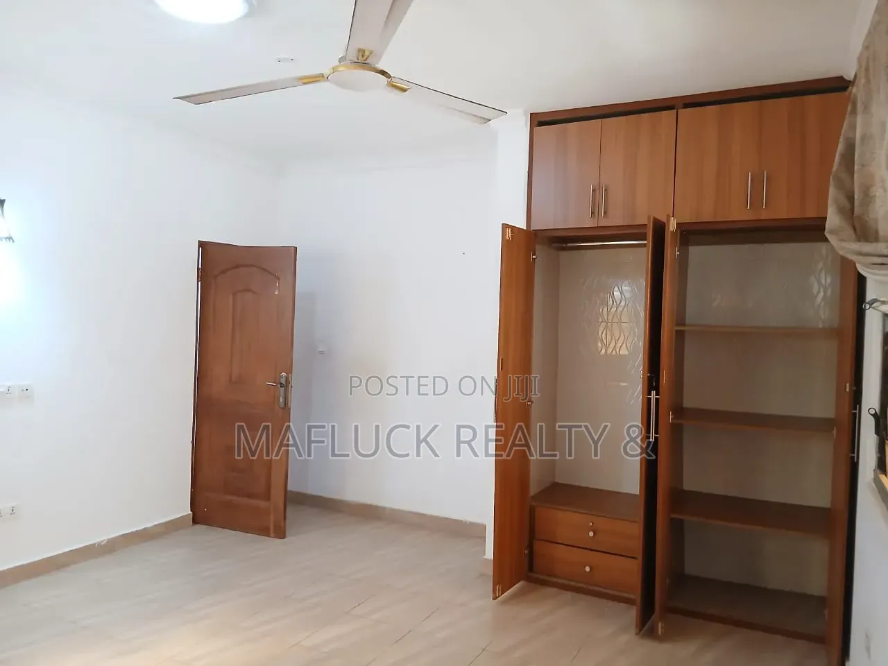 2bdrm Apartment in East Legon, School Junction for rent in School Junction