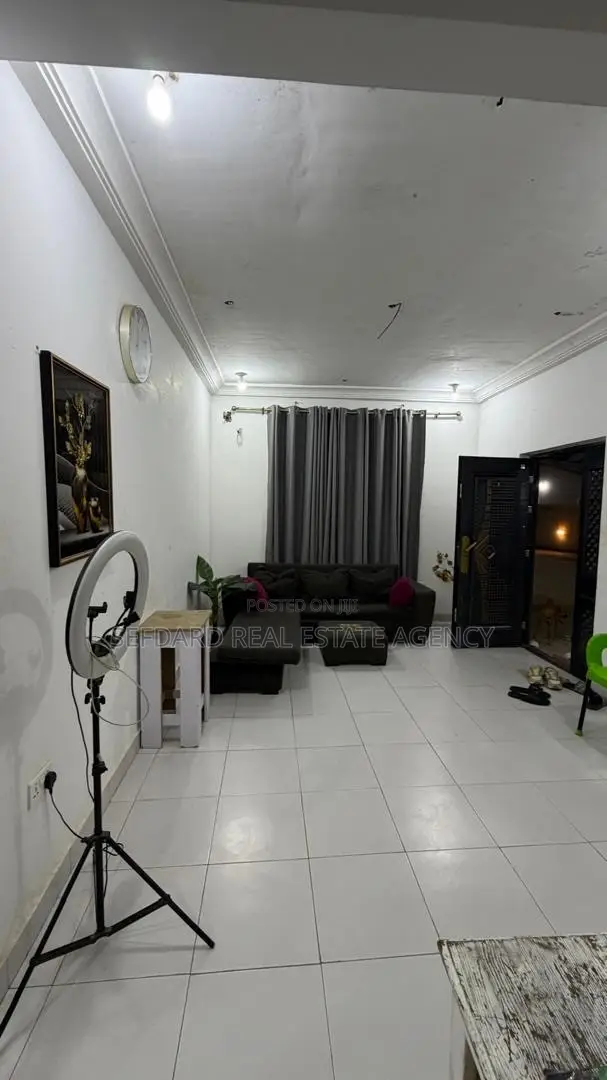 Furnished 6bdrm House in Sefdard Properties, Amasaman for sale in Amasaman