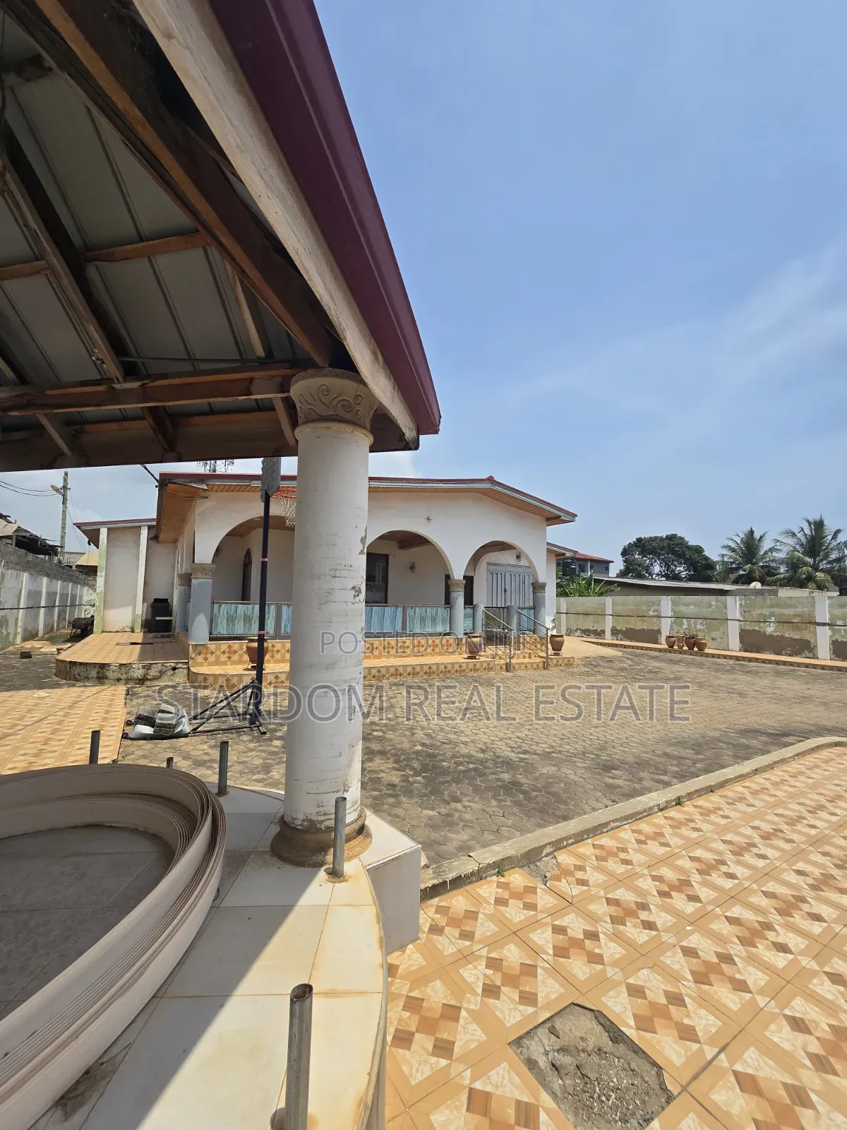 4bdrm House in Baatsona Spintex for sale in Baatsona Total