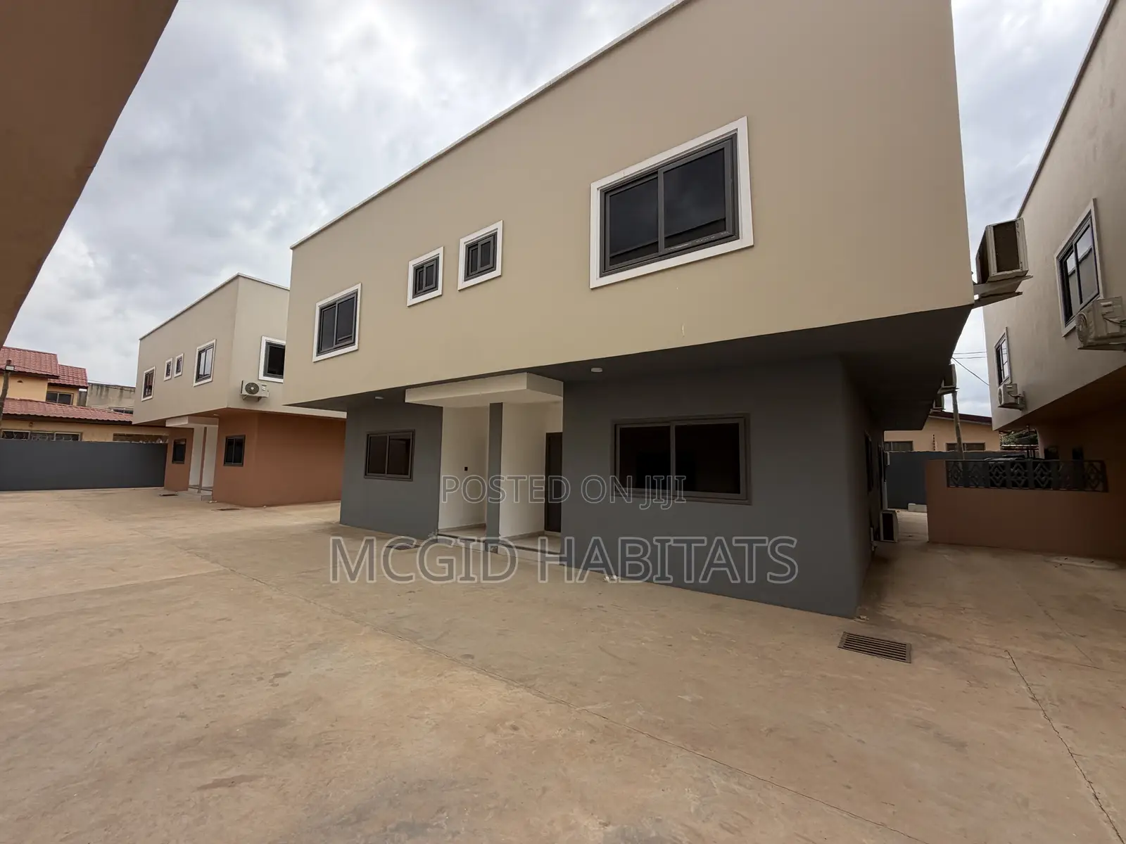 3bdrm Townhouse / Terrace in Adenta for rent in Adenta