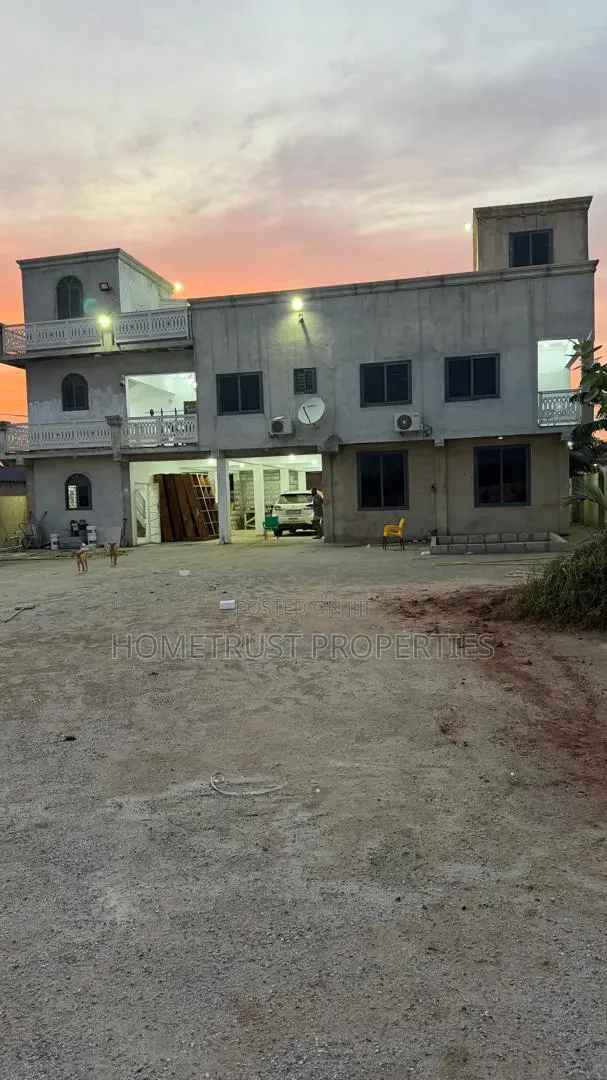 6bdrm Duplex in Adjen Kotoku, Amasaman for sale in Amasaman