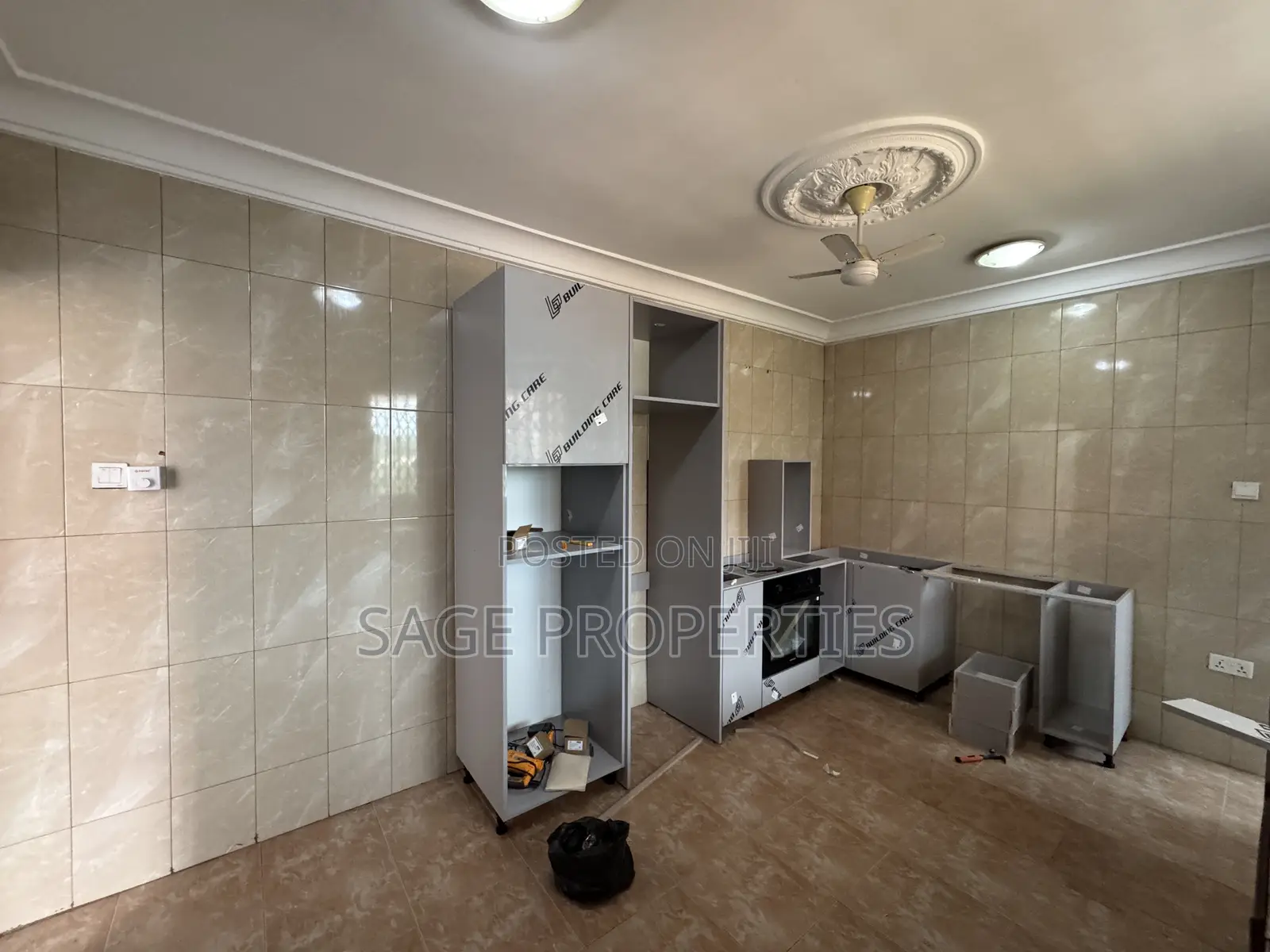 3bdrm Apartment in American House for rent in American House