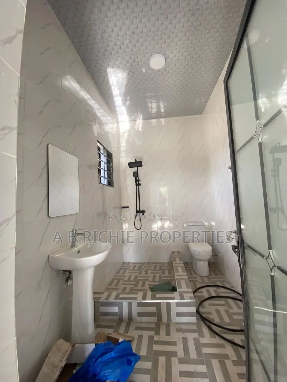 4bdrm House in Ab Richie Properties, Baatsona Total for rent in Baatsona Total