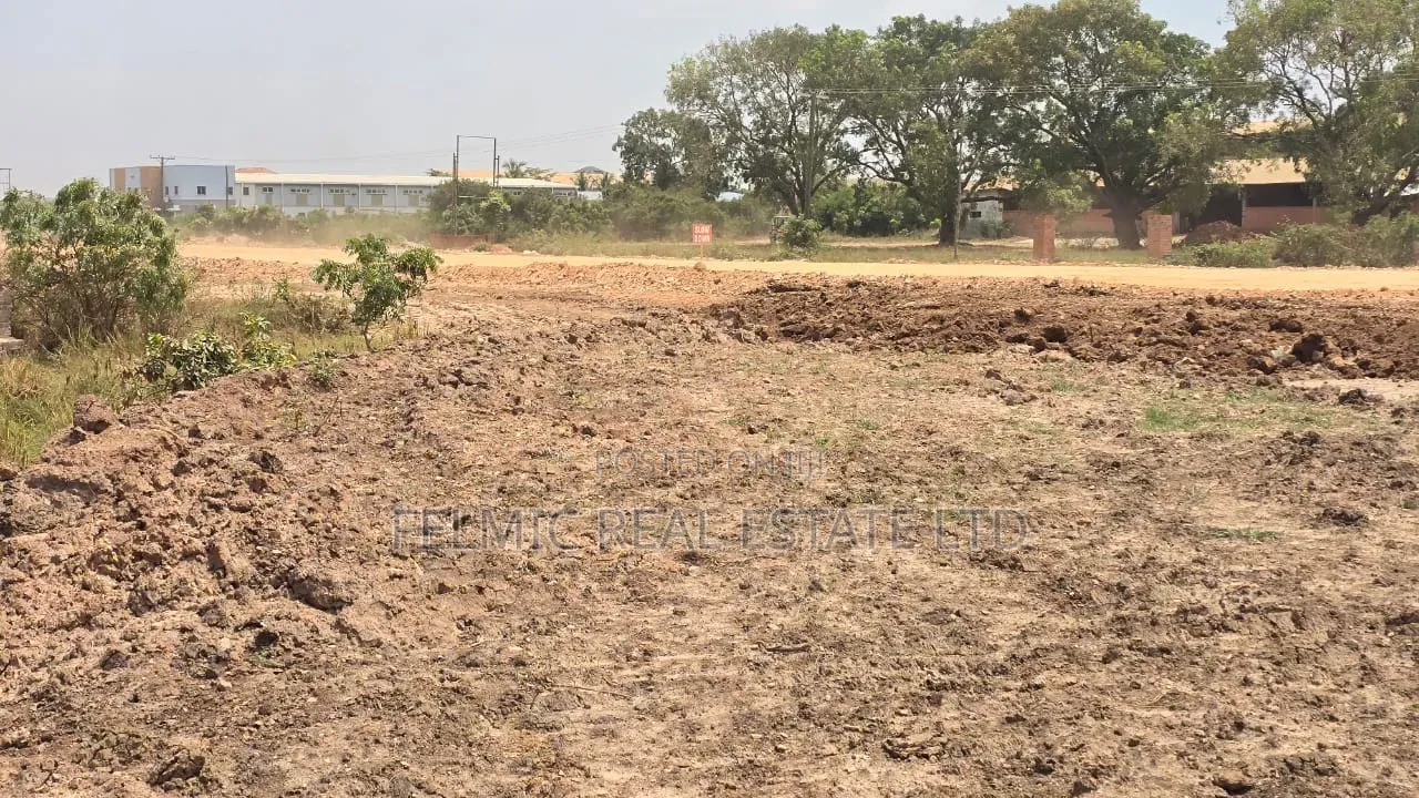 Roadside 110x80ft Plot at Afienya Odumsey for Sale in Accra Metropolitan