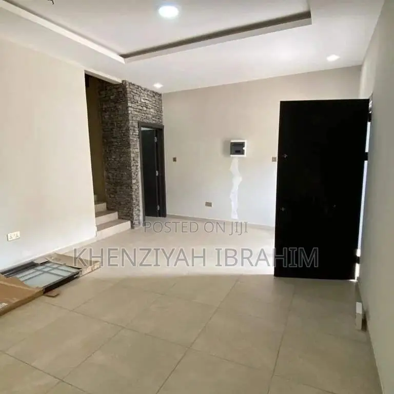 2bdrm Townhouse / Terrace in Upsa for rent in UPSA Area