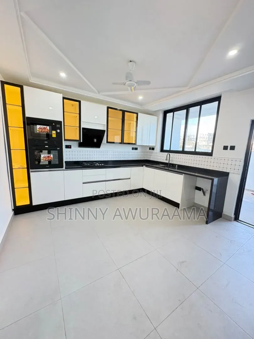 4bdrm House in Spintex Road Manet for sale in Manet Junction