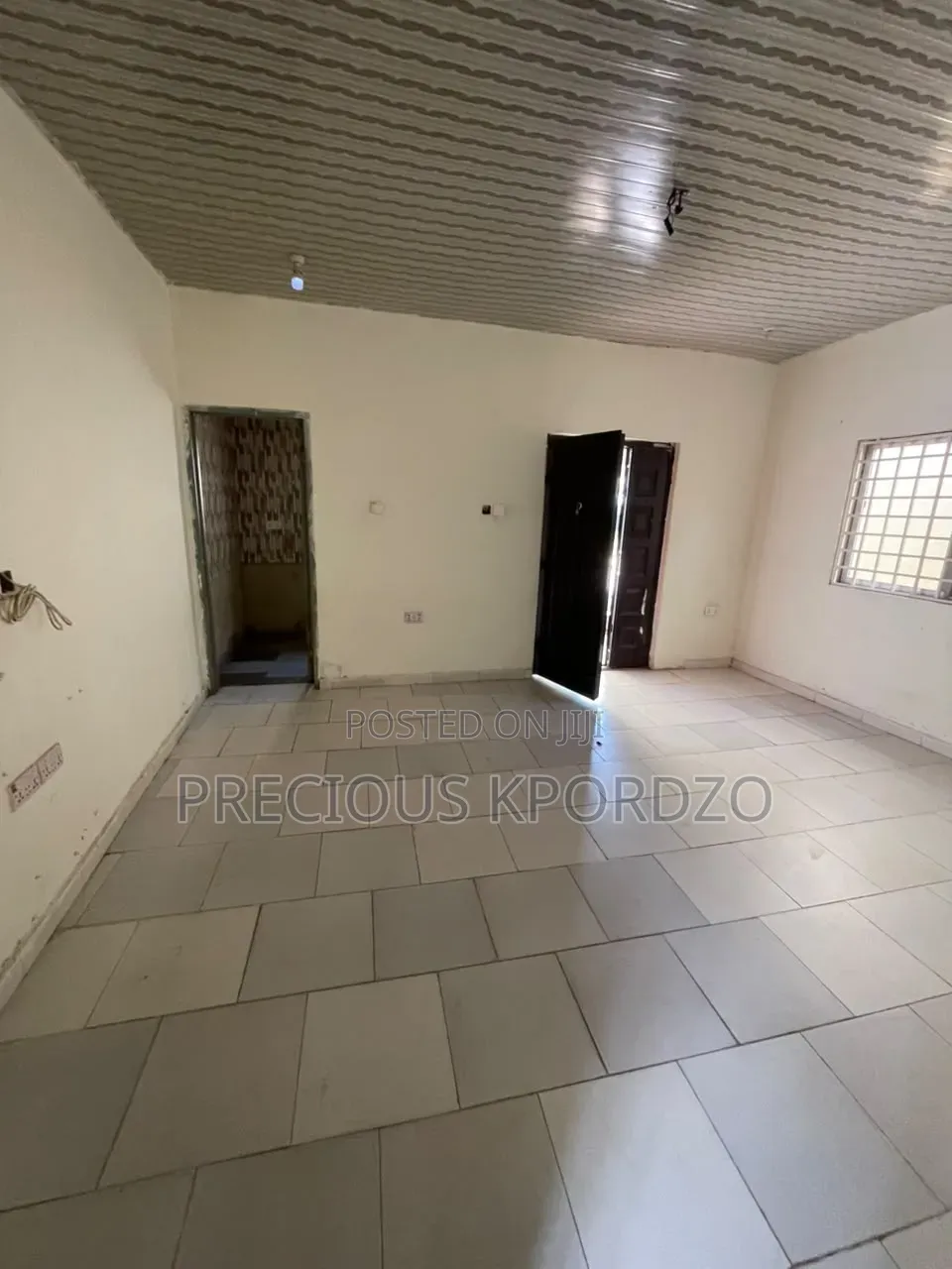1bdrm Room & Parlour in Forster Home Adenta for rent in Adenta