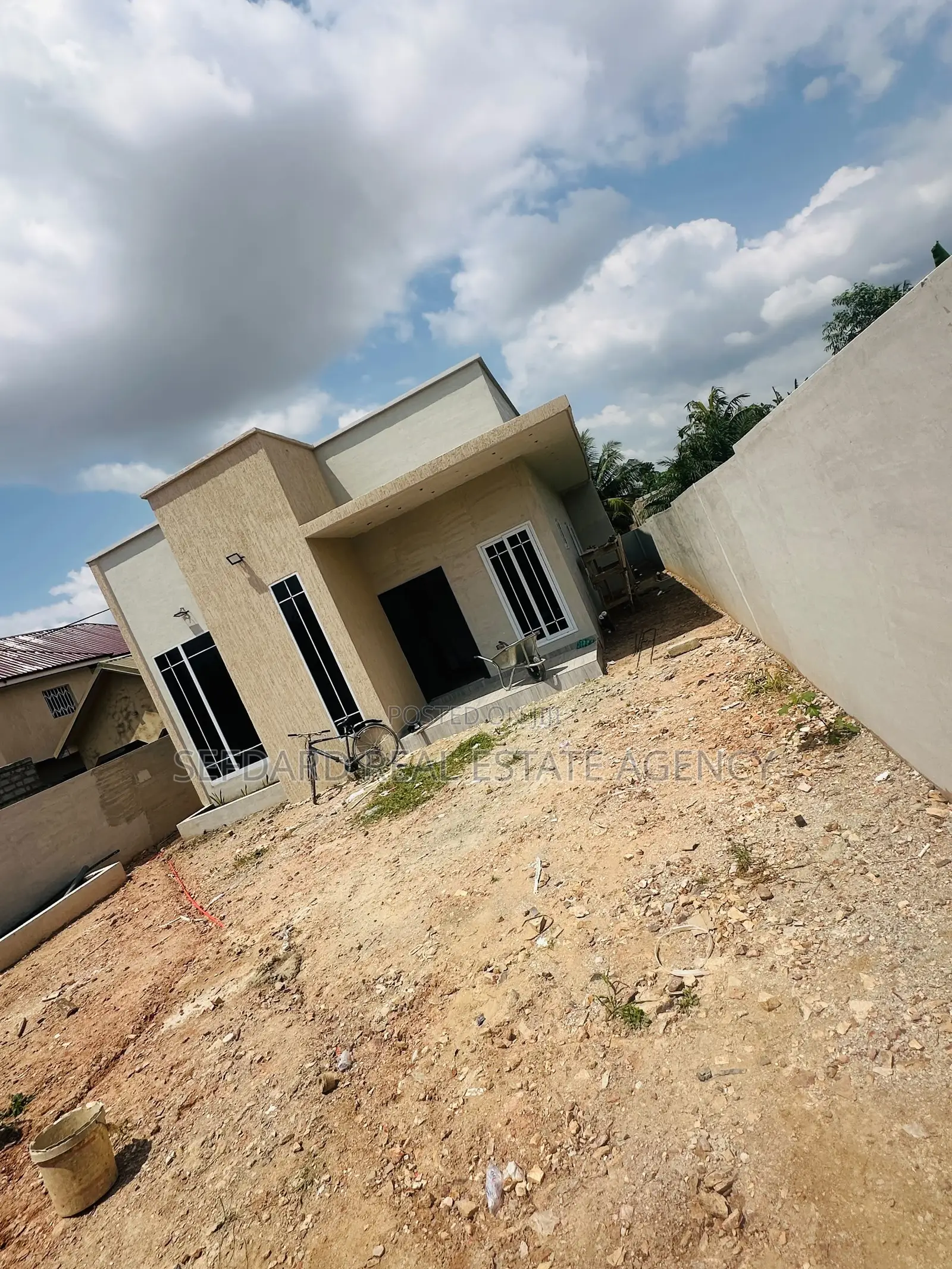 3bdrm House in Sefdard Properties, Amasaman for sale in Amasaman