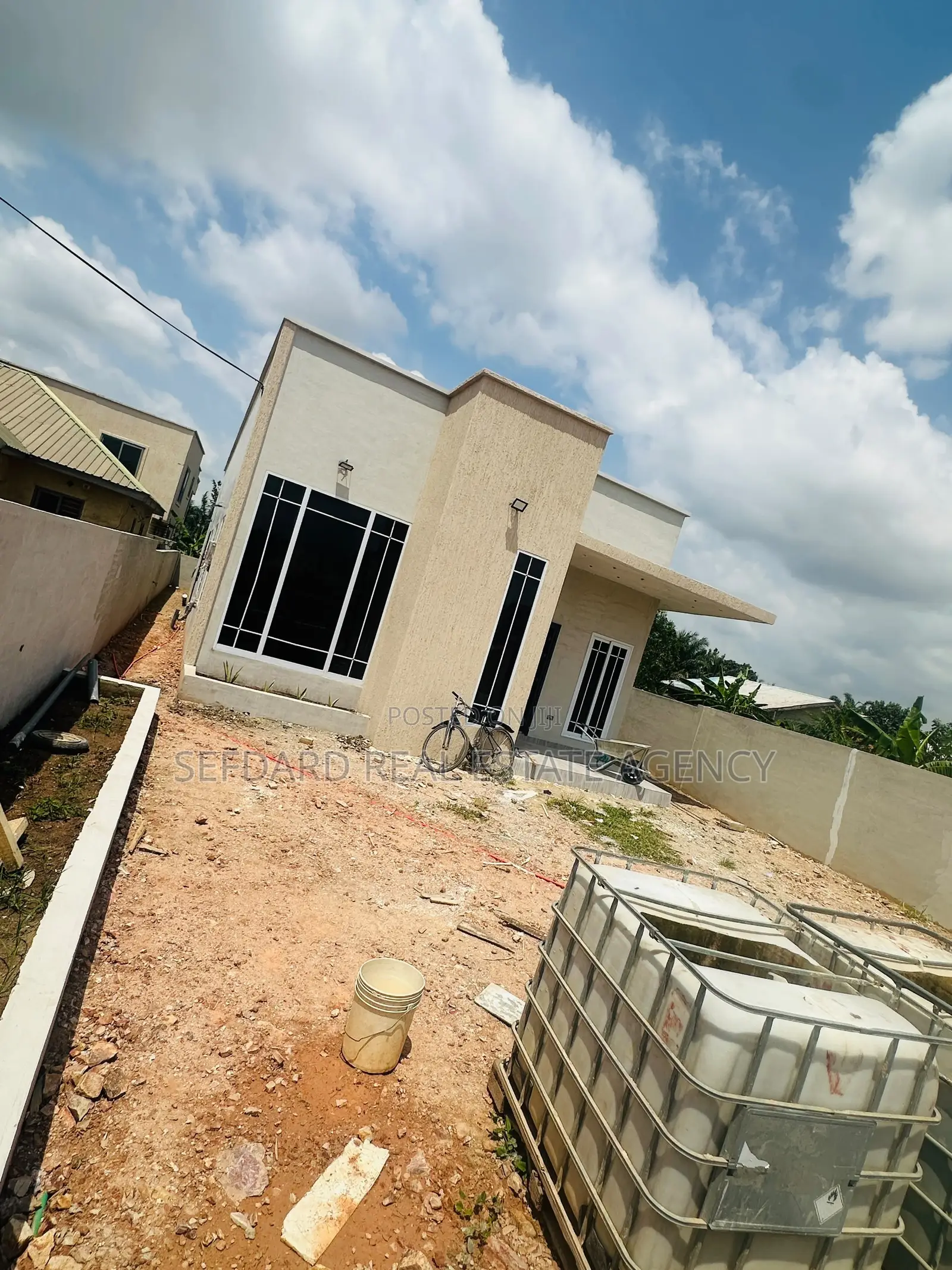 3bdrm House in Sefdard Properties, Amasaman for sale in Amasaman