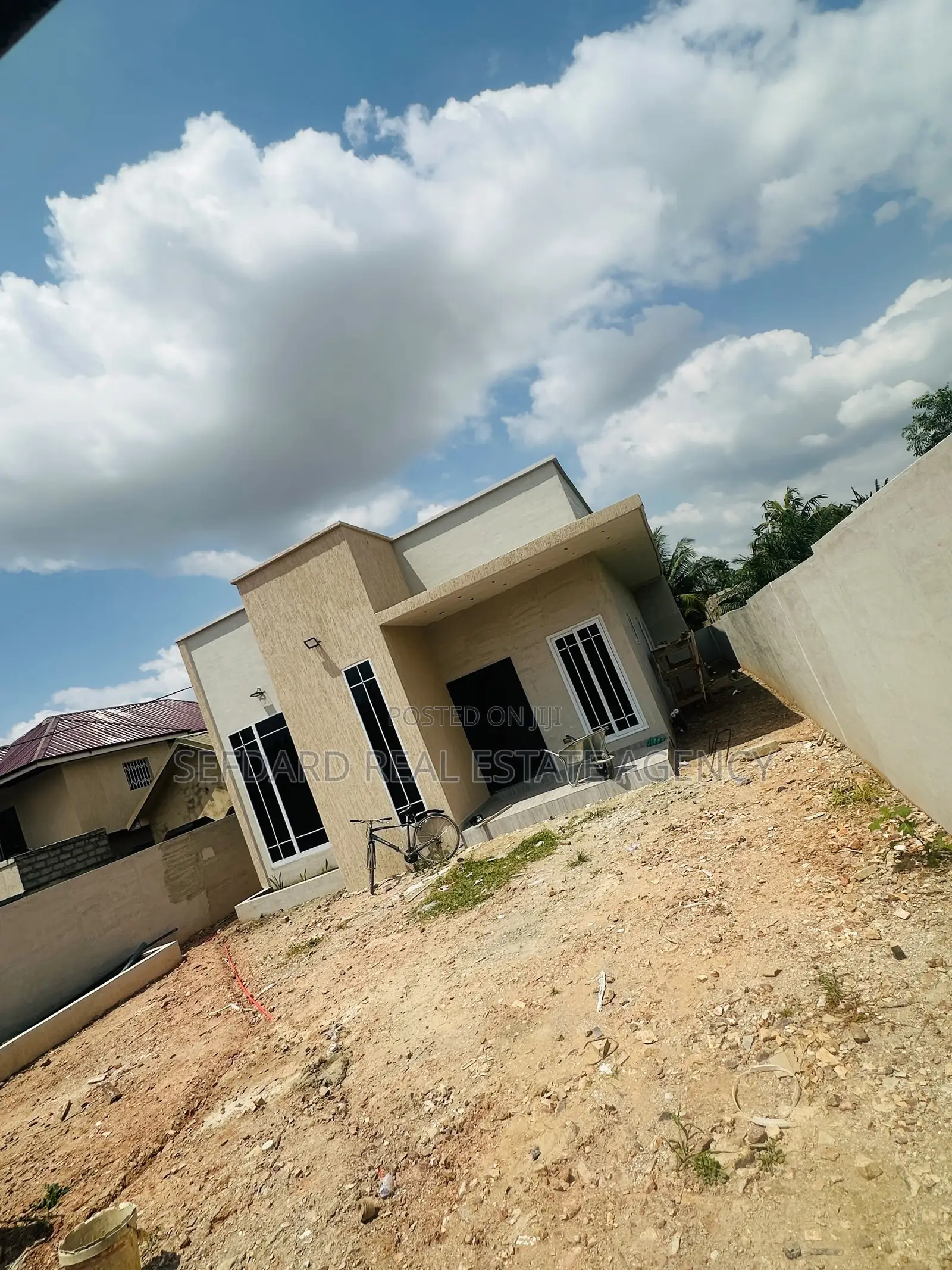 3bdrm House in Sefdard Properties, Amasaman for sale in Amasaman