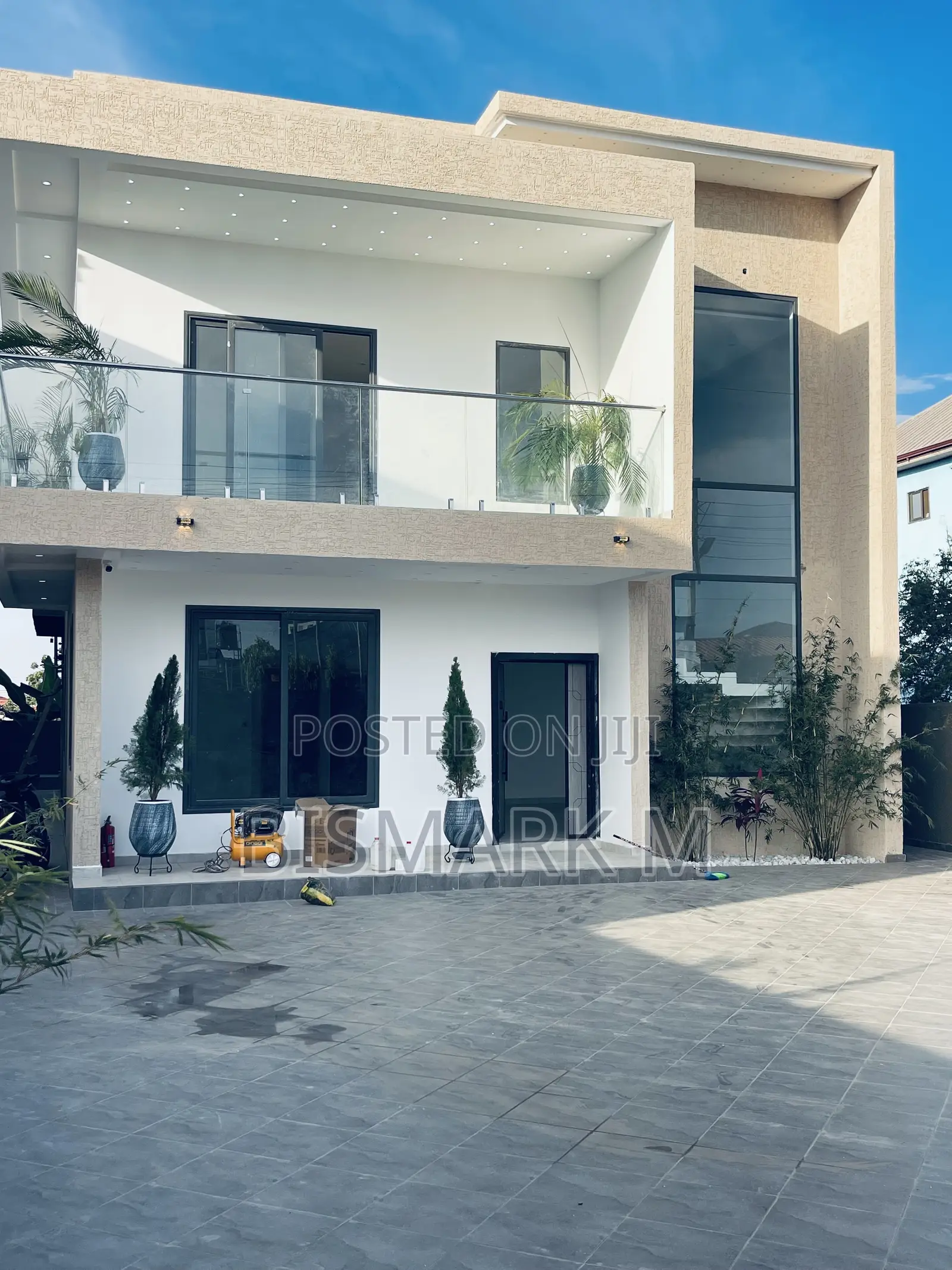 4bdrm House in Ashaley Botwe for sale in Ashaley Botwe