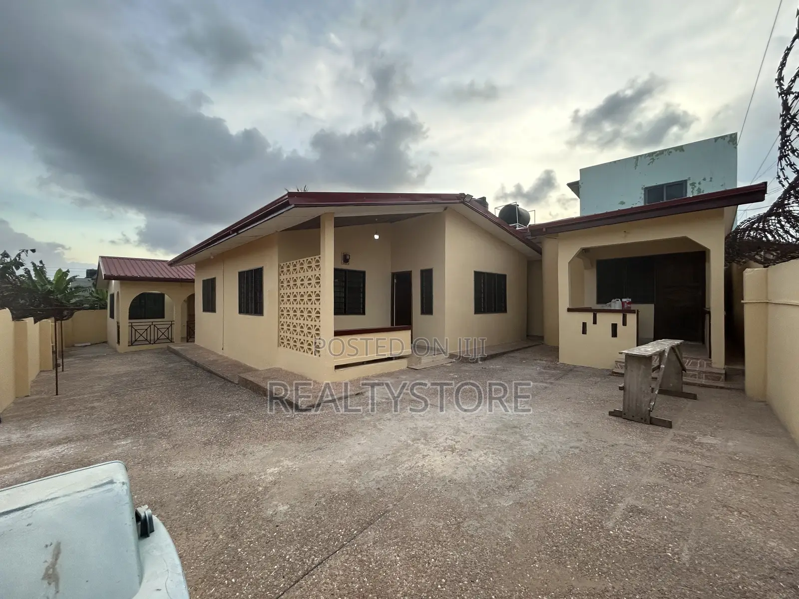 2bdrm Apartment in Ashongman Estate, Accra Metropolitan for rent in Accra Metropolitan