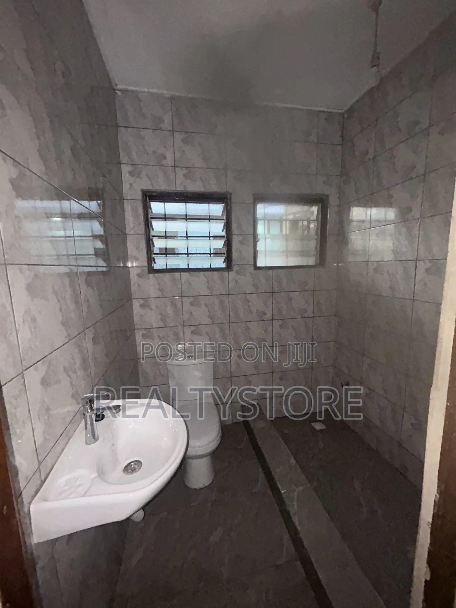 2bdrm Apartment in Ashongman Estate, Accra Metropolitan for rent in Accra Metropolitan