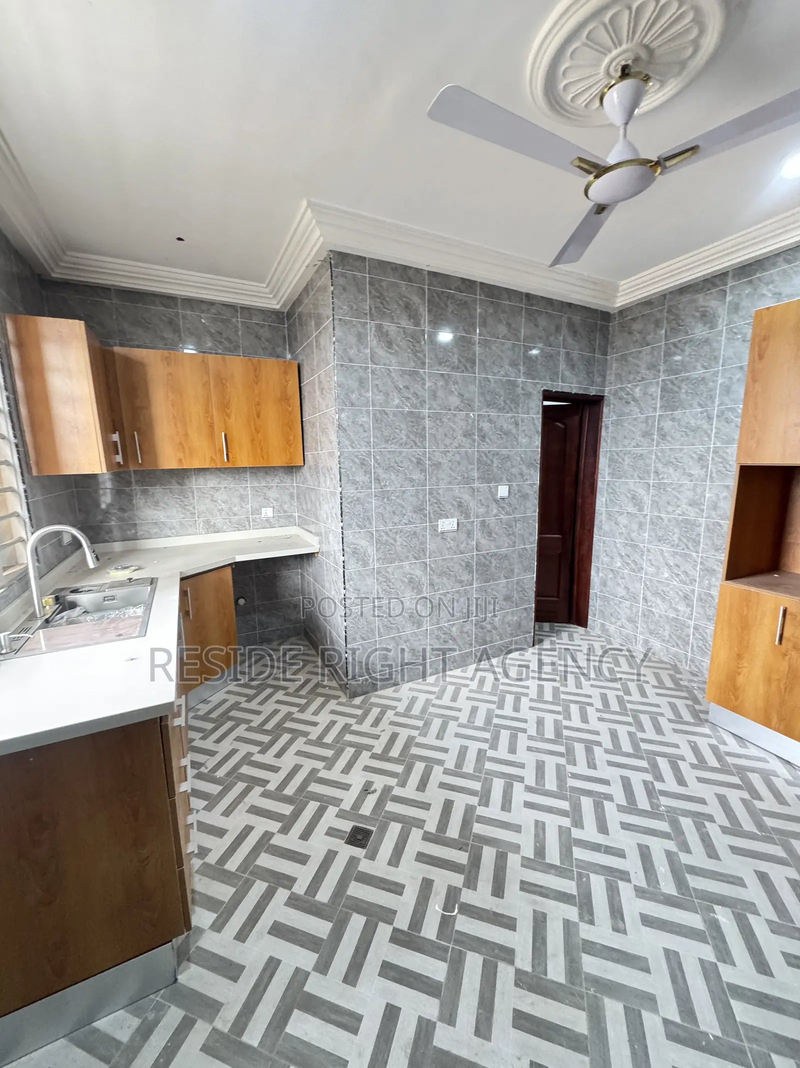 2bdrm Apartment in Resideright, Ablekuma for rent in Ablekuma
